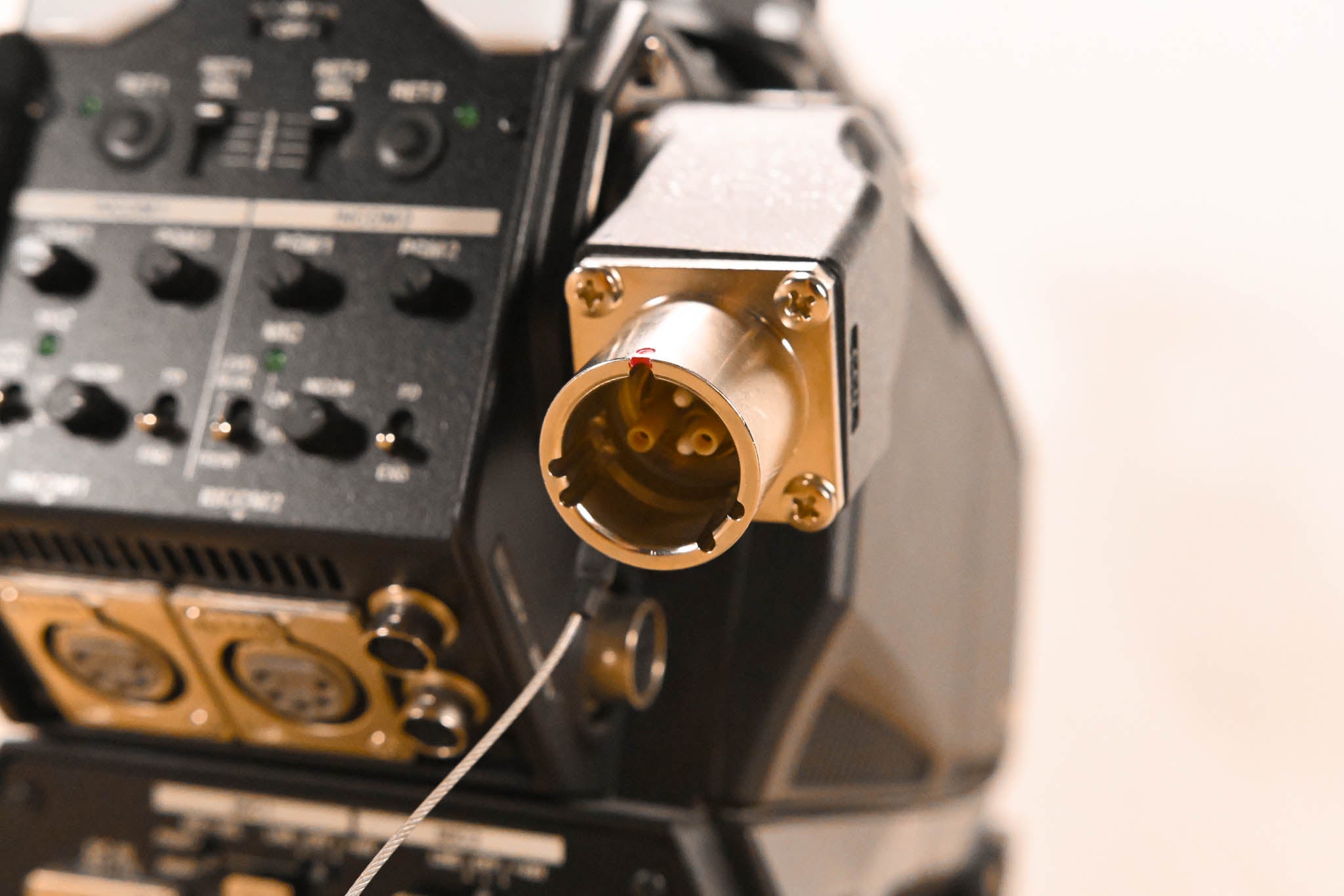 Hitachi Z-HD5000 HDTV Camera with CA-HF1000 Camera Adaptor