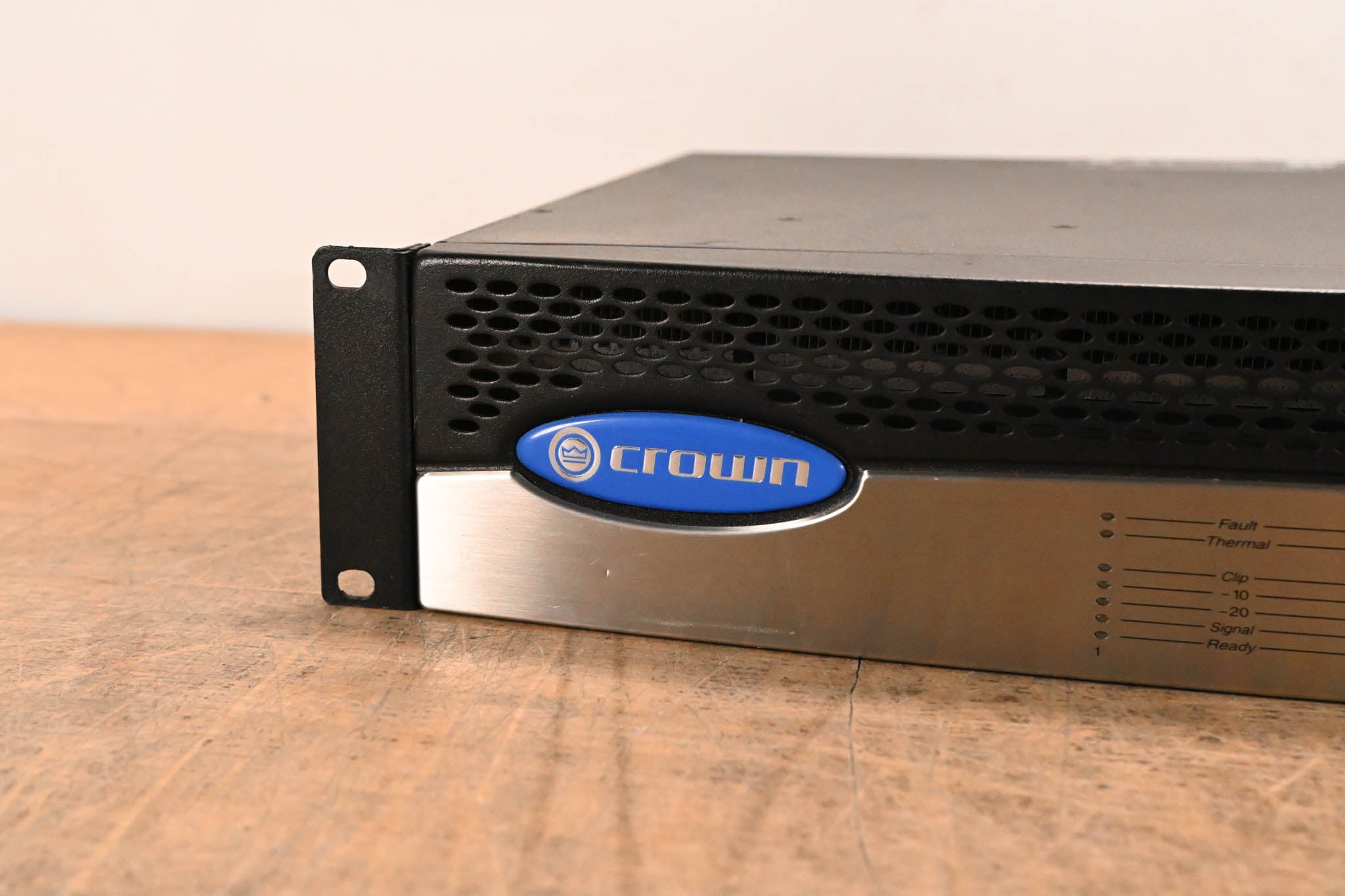 Crown CTs 2000 2-Channel 1000W Power Amplifier