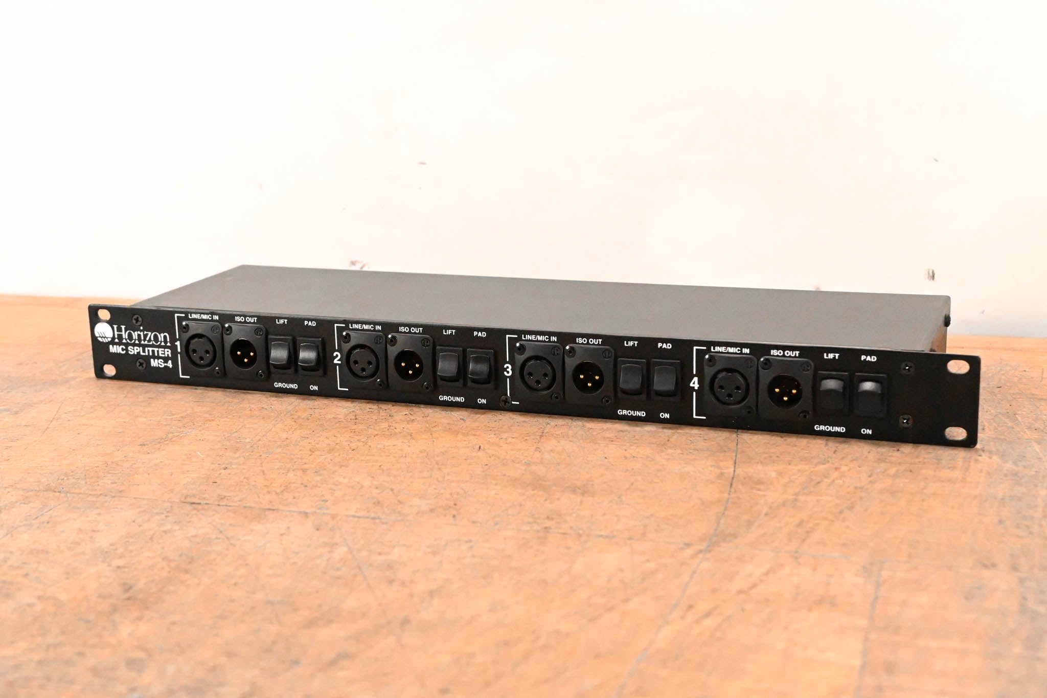 Horizon MS-4 4-Channel Rackmount Mic Splitter