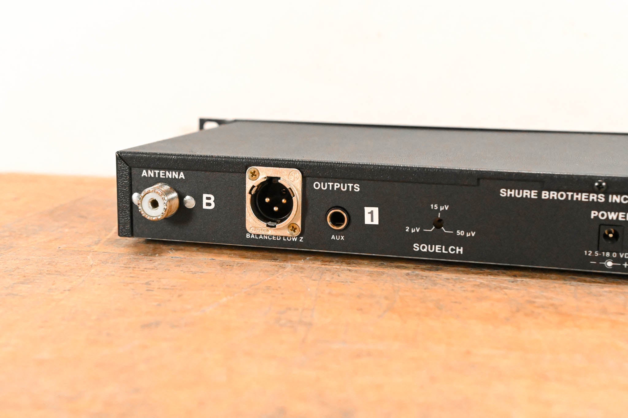 Shure L4 Diversity Wireless Receiver - 171.845 MHz (NO POWER SUPPLY)