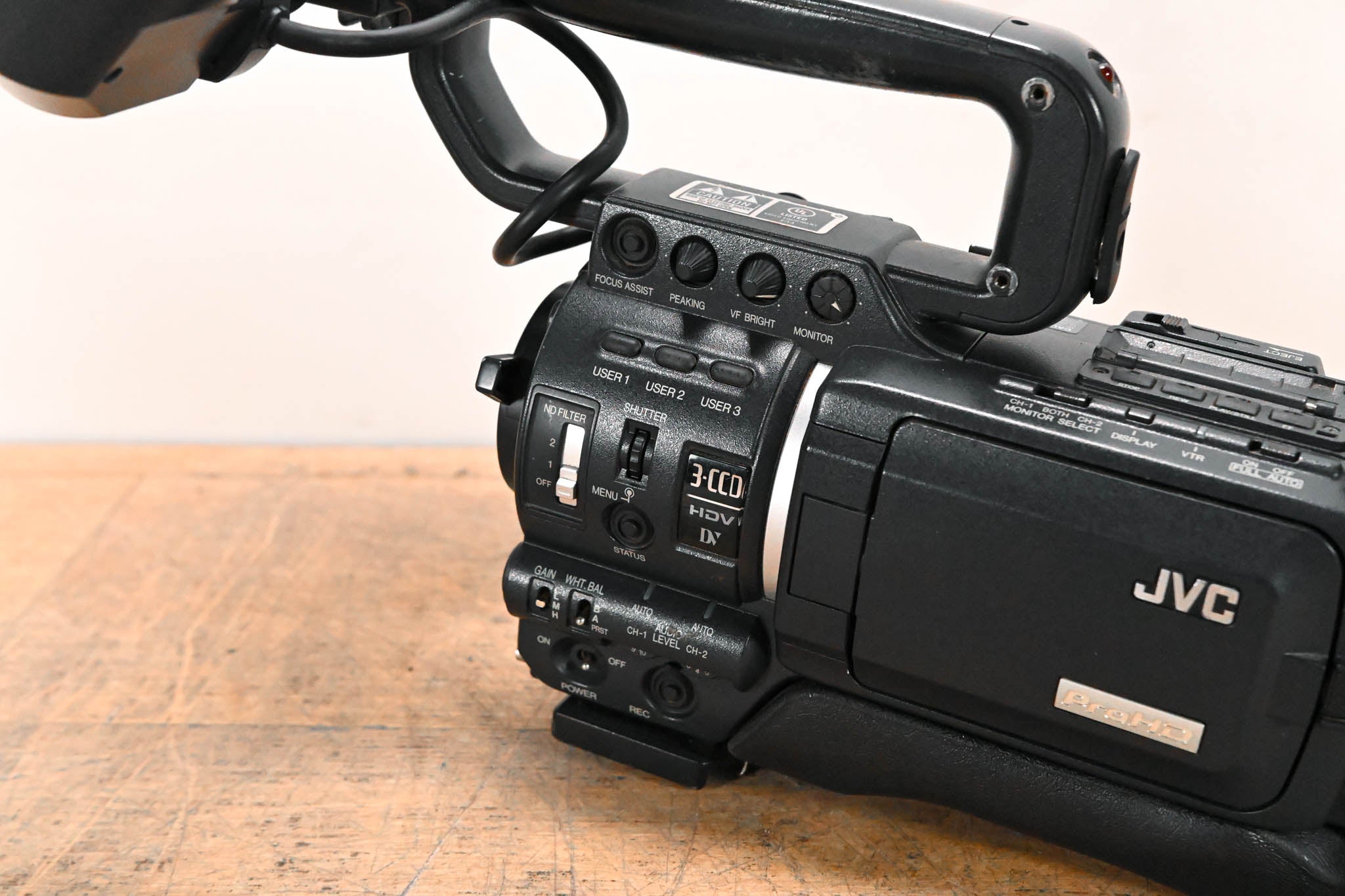 JVC GY-HD100 High Definition 3-CCD MiniDV Professional Camcorder