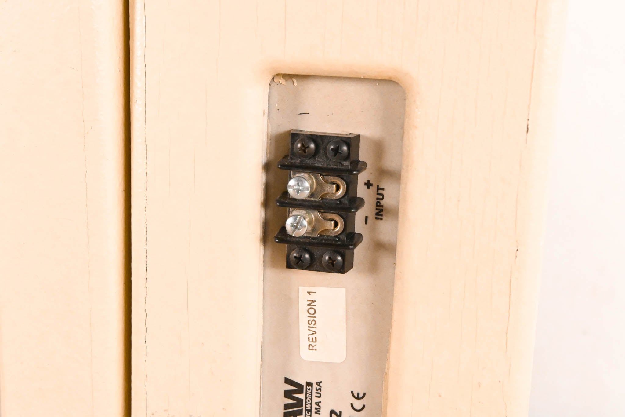 EAW UB52 Two-Way Full-Range Loudspeaker - White (PAIR)