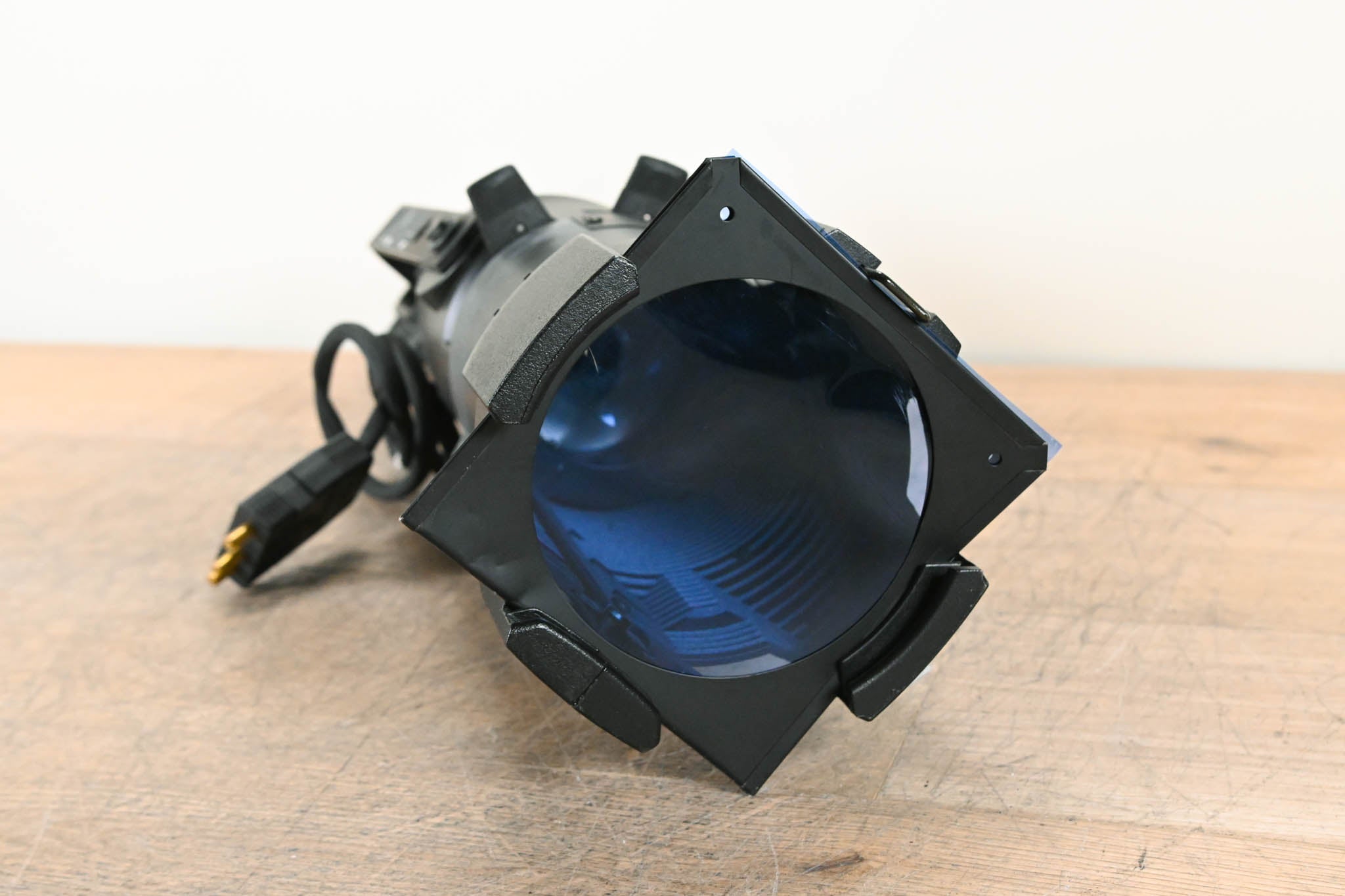 ETC Source Four Jr 26 Degree 575 Ellipsoidal Light