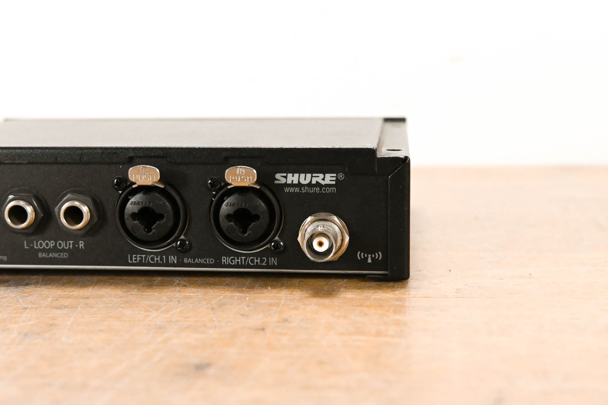 Shure PSM 900 Wireless IEM System K1 Band: 596-632MHz NO POWER SUPPLY