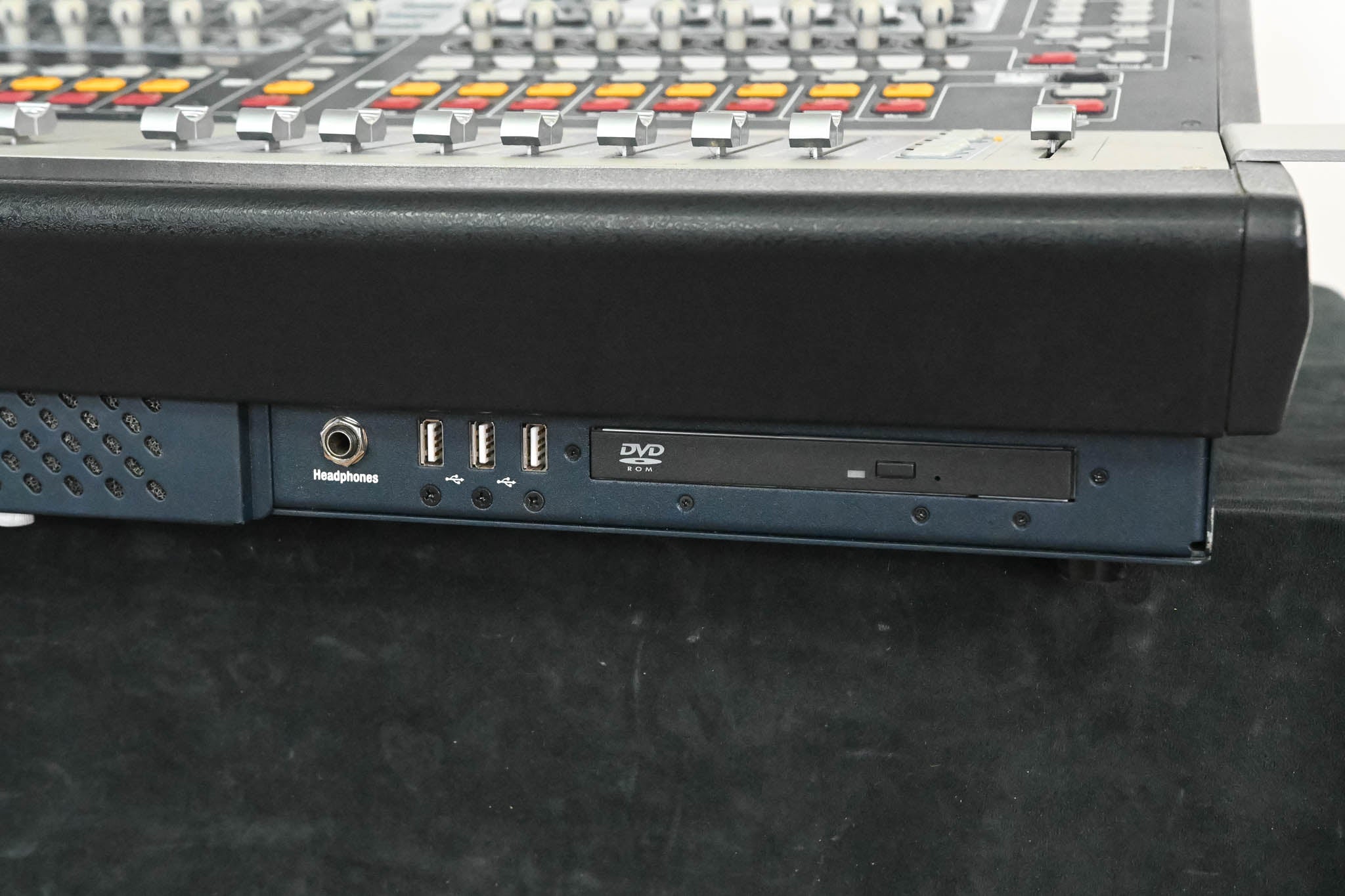 AVID Venue SC48 Digital Audio Mixing Console