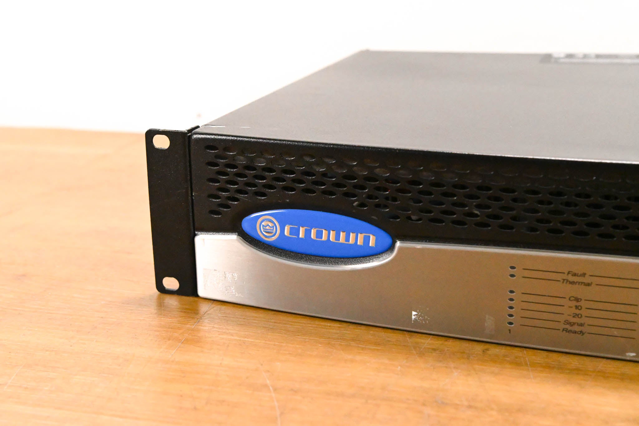 Crown CTs 1200 Two-Channel 600W Power Amplifier