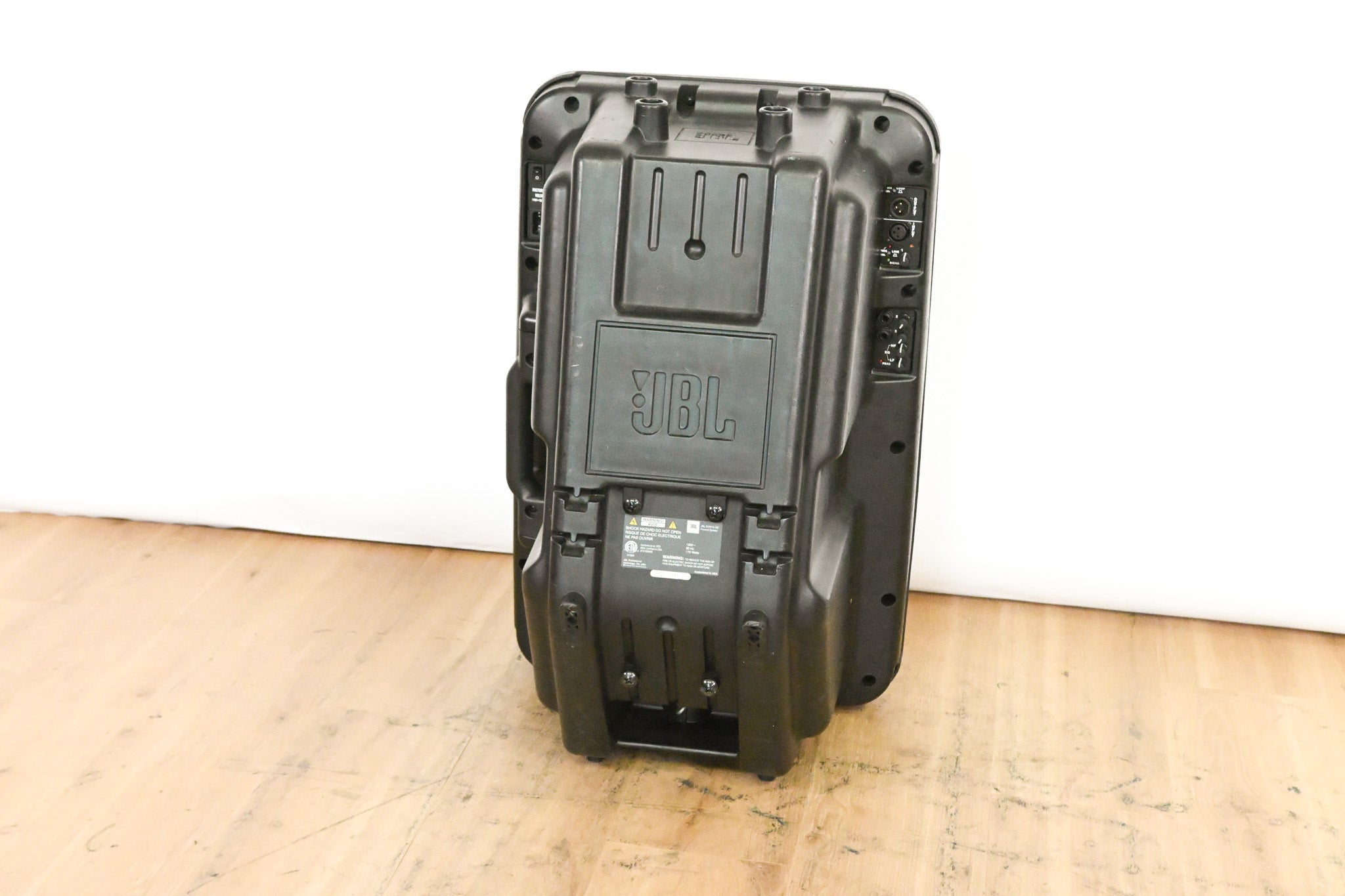 JBL EON15 G2 Two-Way 15-inch Powered Speaker