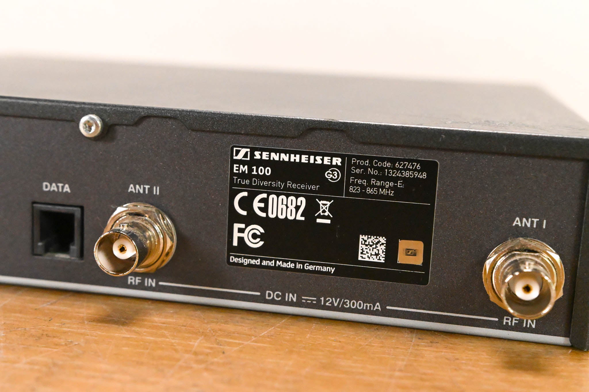 Sennheiser EM 100 G3 Wireless Receiver - 823-865 MHz (NO POWER SUPPLY)
