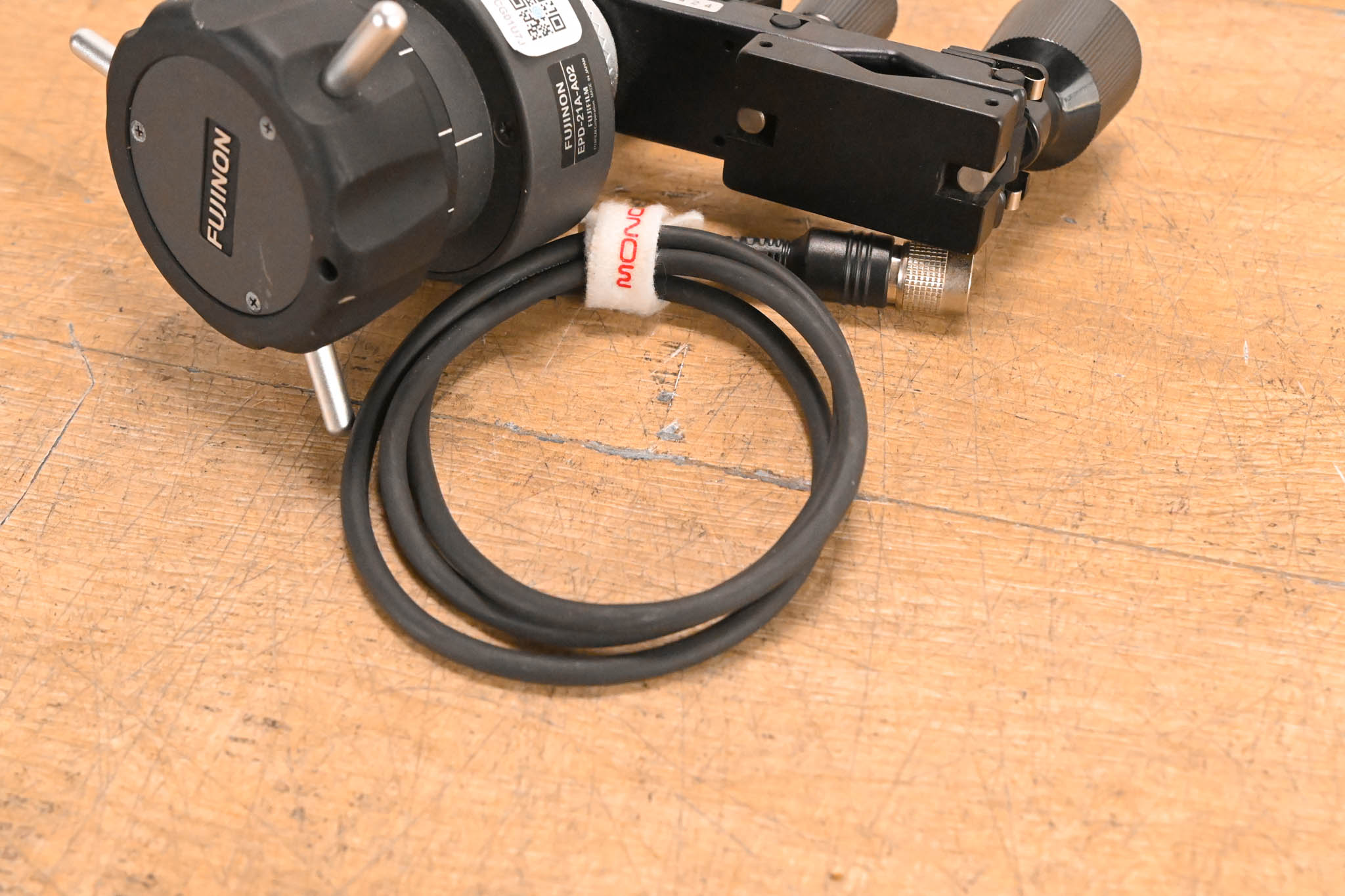 Fujinon EPD-21A-A02 Focus Demand with MCA-7 Mounting Clamp