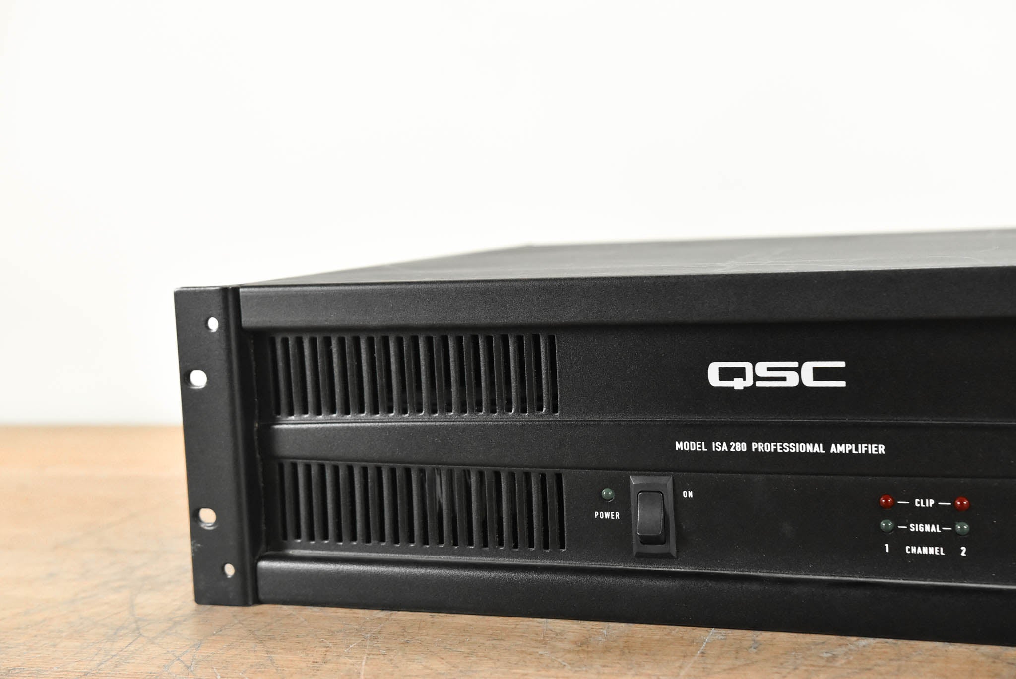 QSC ISA-280 2-Channel Installation Power Amplifier