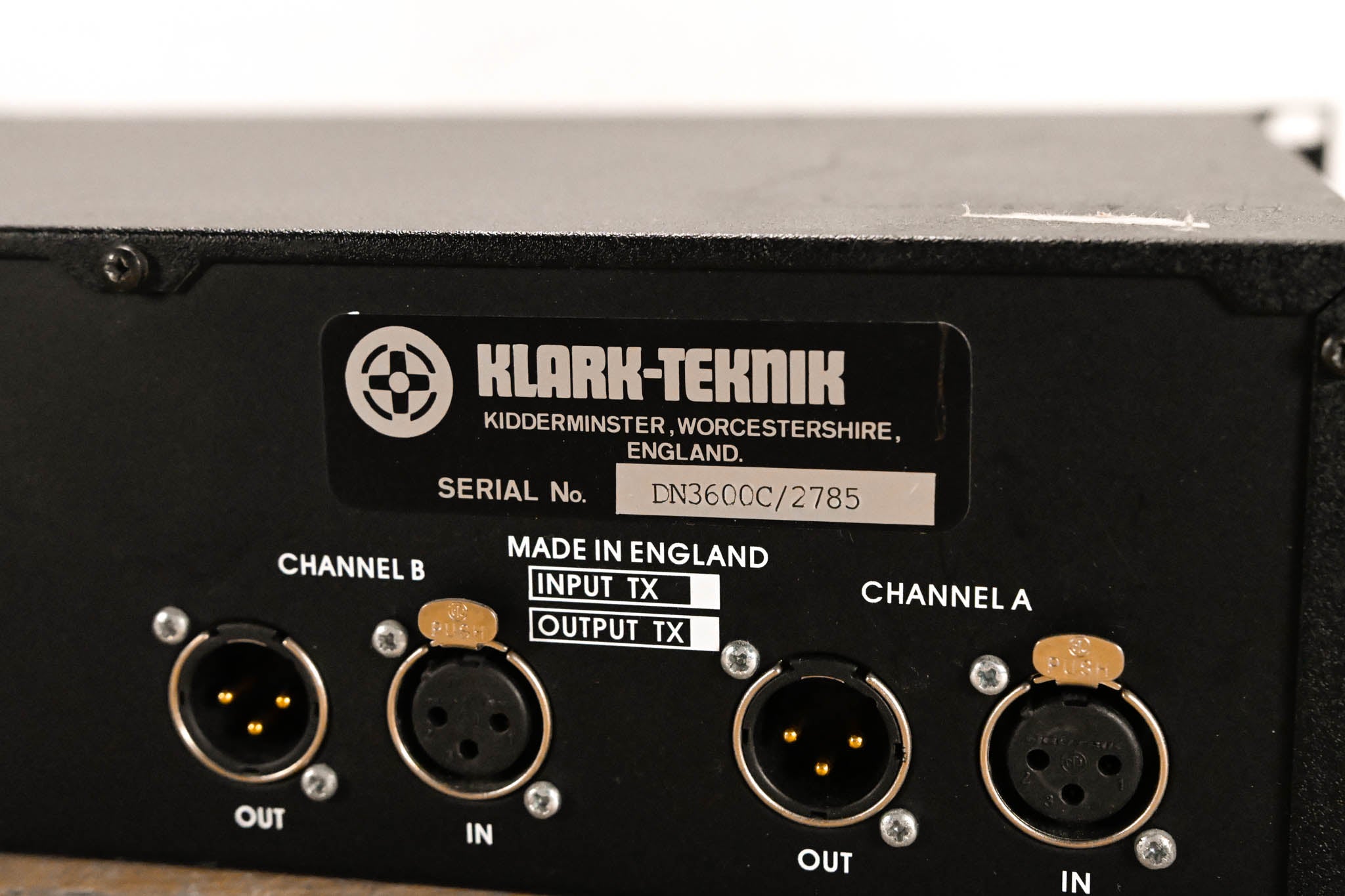 Klark Teknik DN3600 Programmable Graphic Equalizer