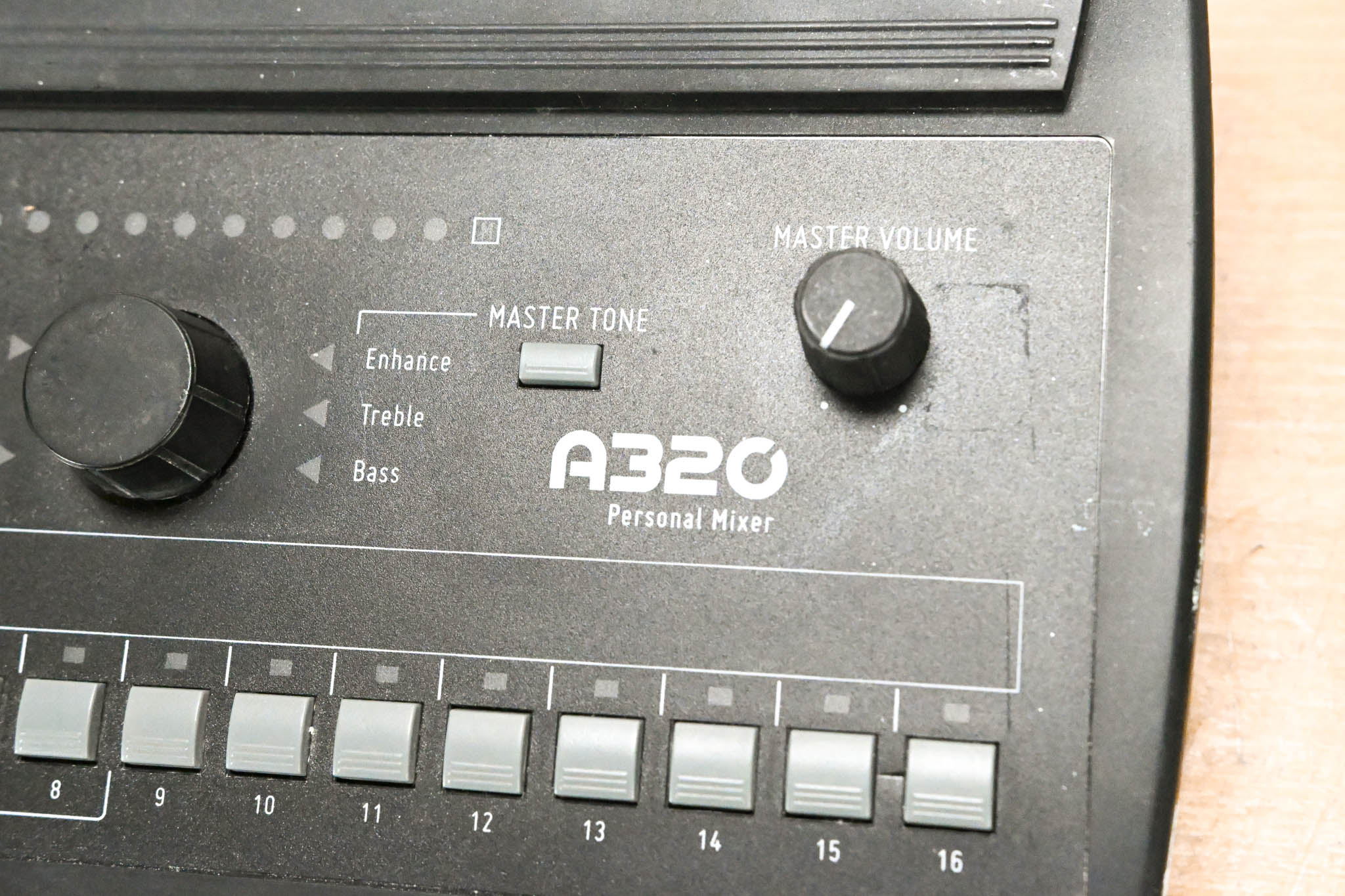 Aviom A320 16-Channel Personal Mixer
