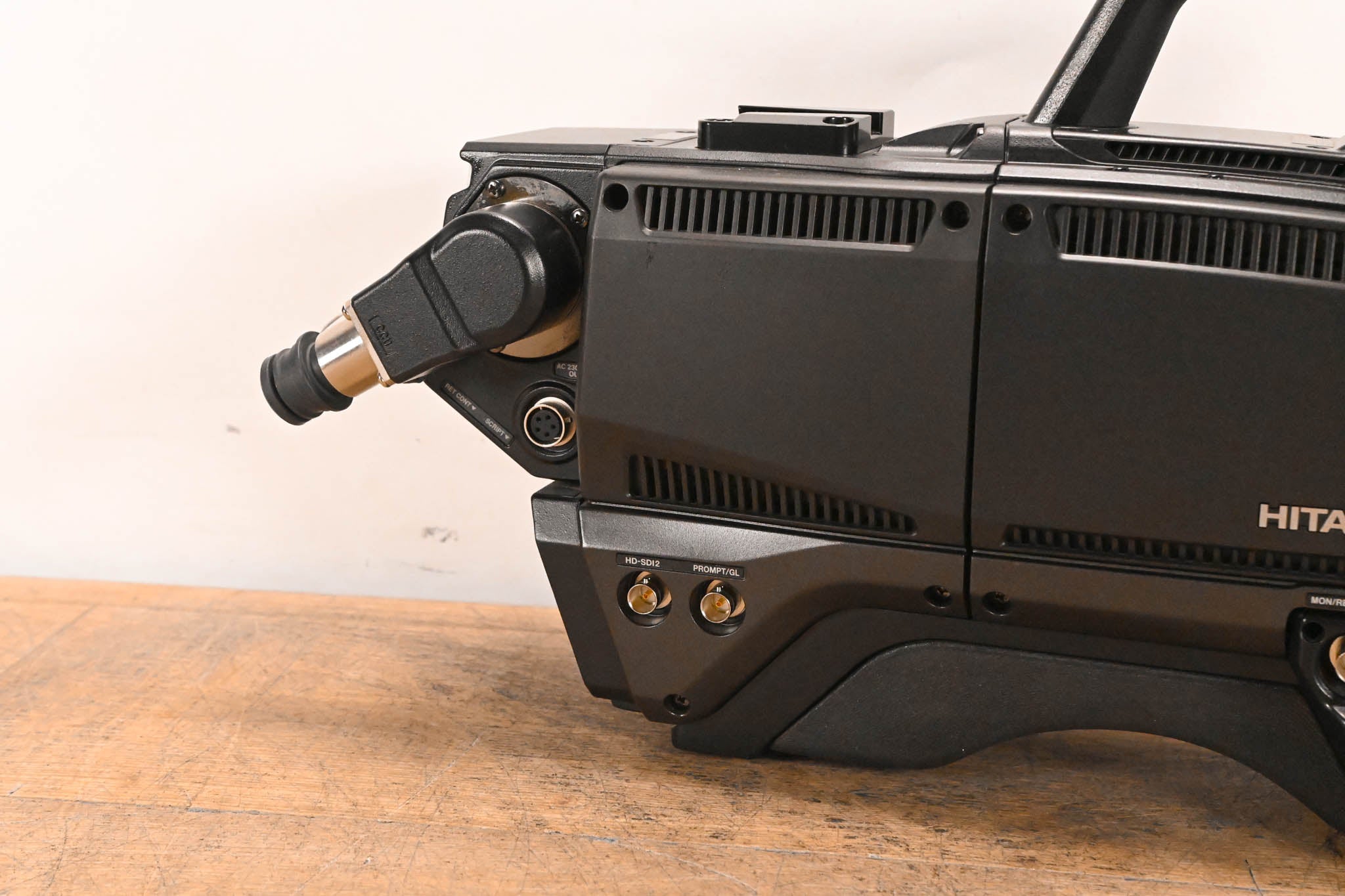 Hitachi SK-HD1000 HDTV Camera with CA-HF1000 Fiber Camera Adapter