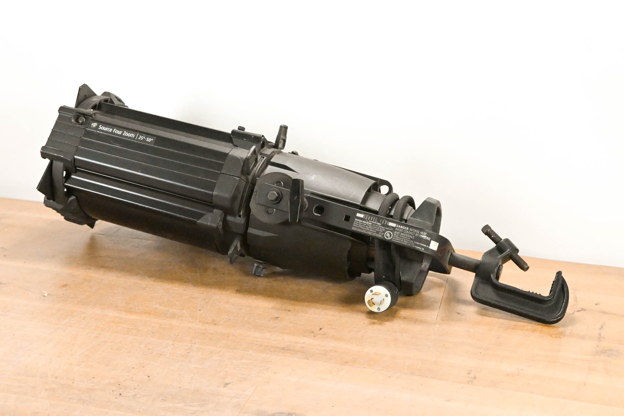 ETC Source Four Zoom 25-50 Degree 750 Ellipsoidal Light