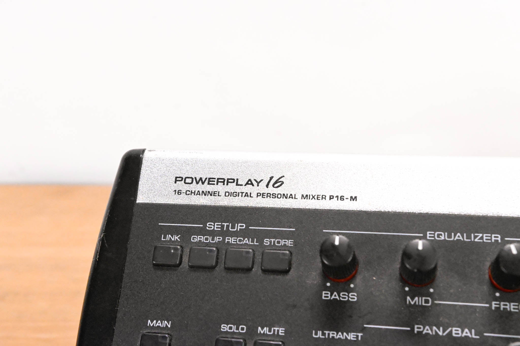 Behringer Powerplay P16-M 16-Channel Digital Personal Mixer