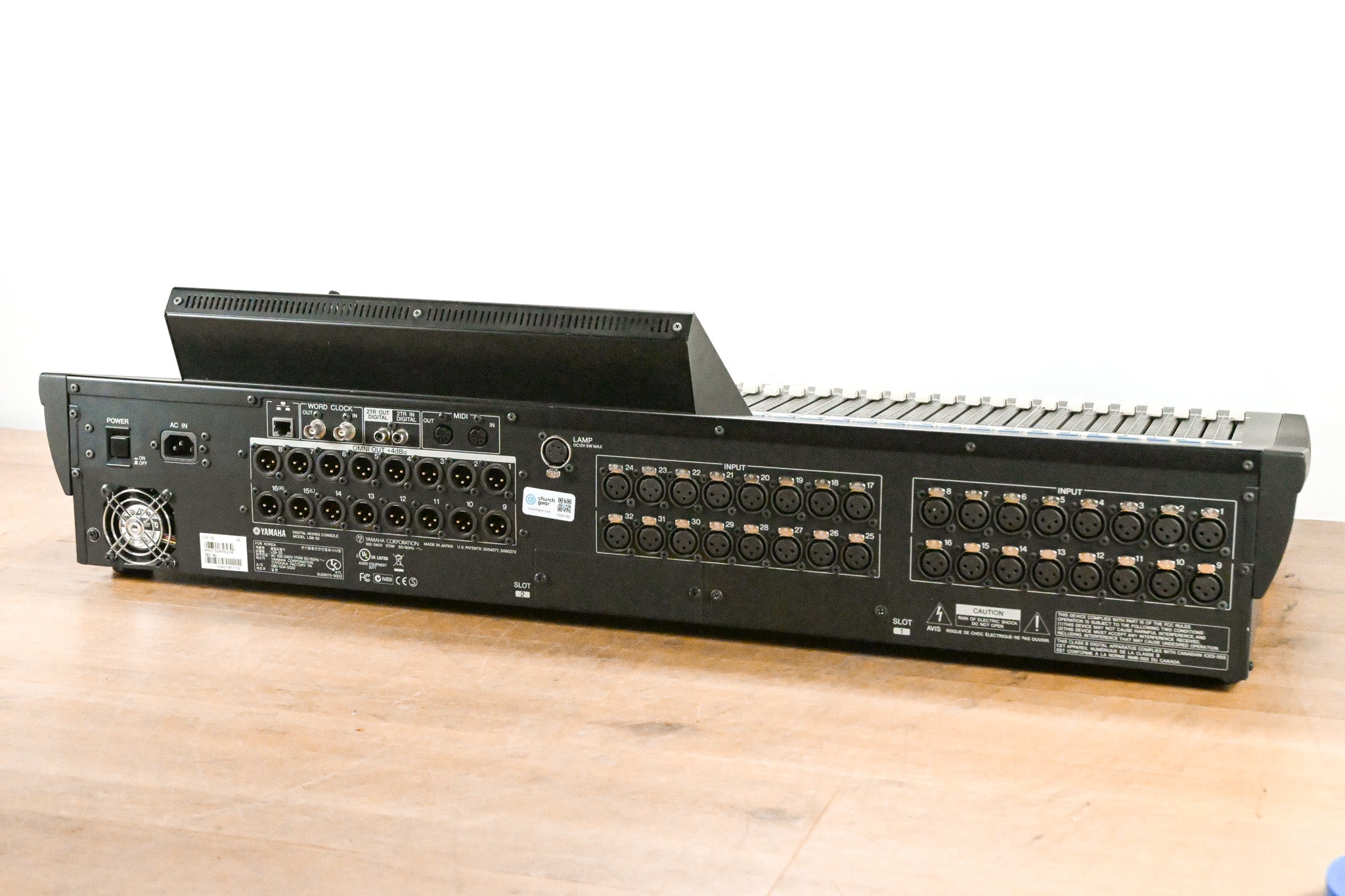 Yamaha LS9-32 32-Input Digital Mixing Console