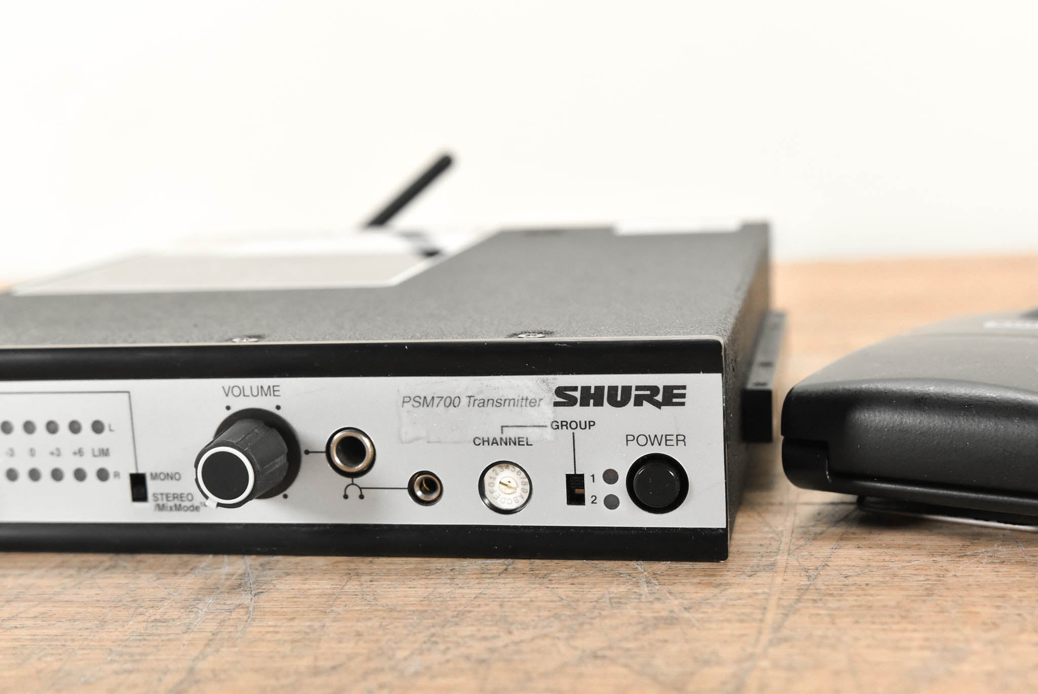 Shure PSM 700 Wireless In-Ear Monitoring System - HF Band: 722-746 MHz