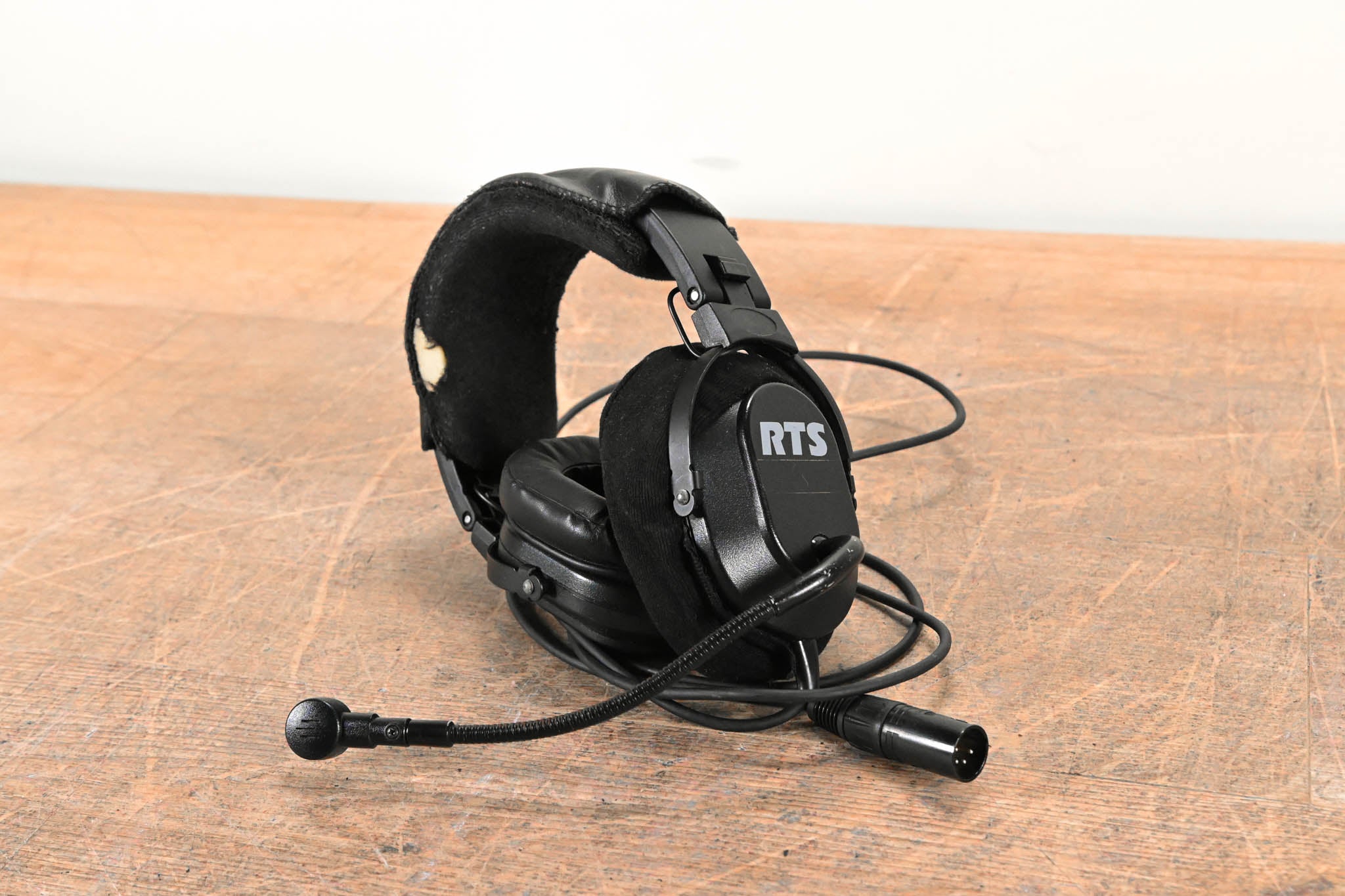 RTS HR-2 A4M Dual-Sided Full-Cushion Medium-Weight Intercom Headset