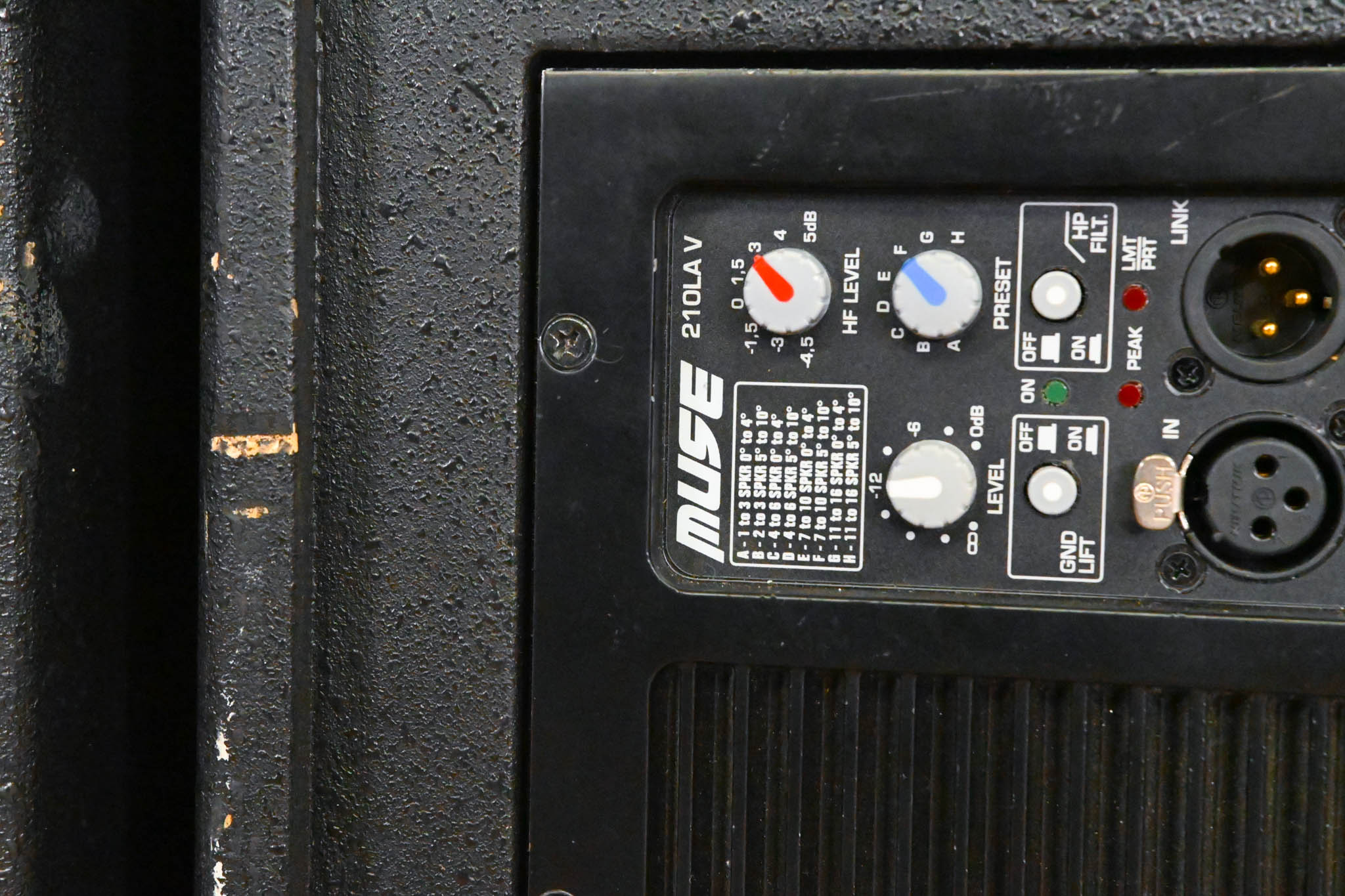 FBT MUSE 210LAV 2-Way Bass-Reflex Line Array System (PAIR)