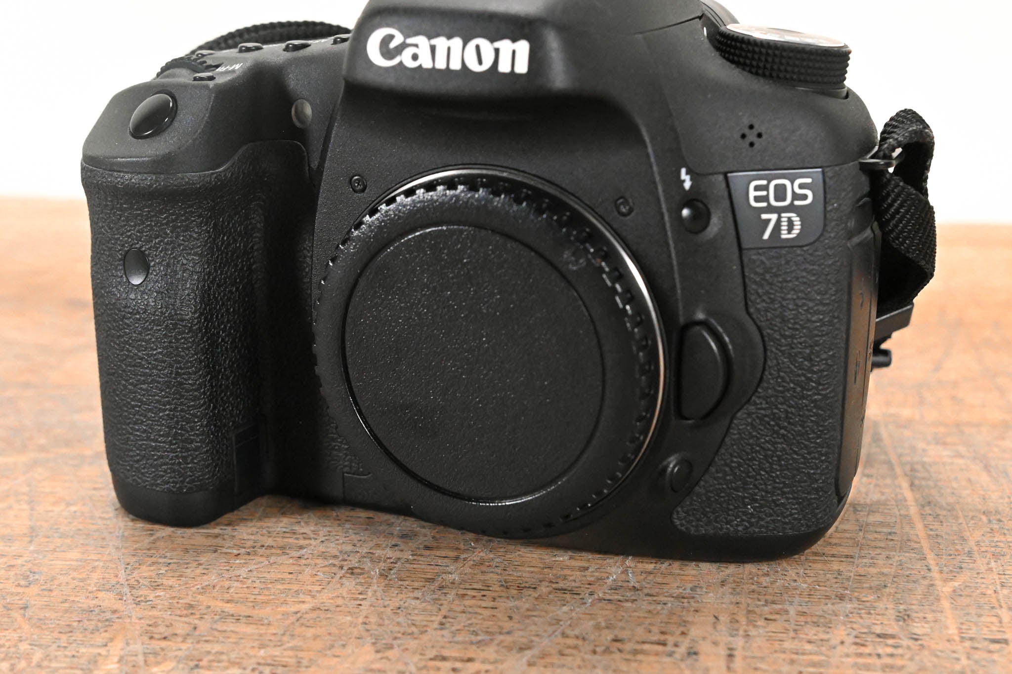 Canon EOS 7D DSLR Camera Body