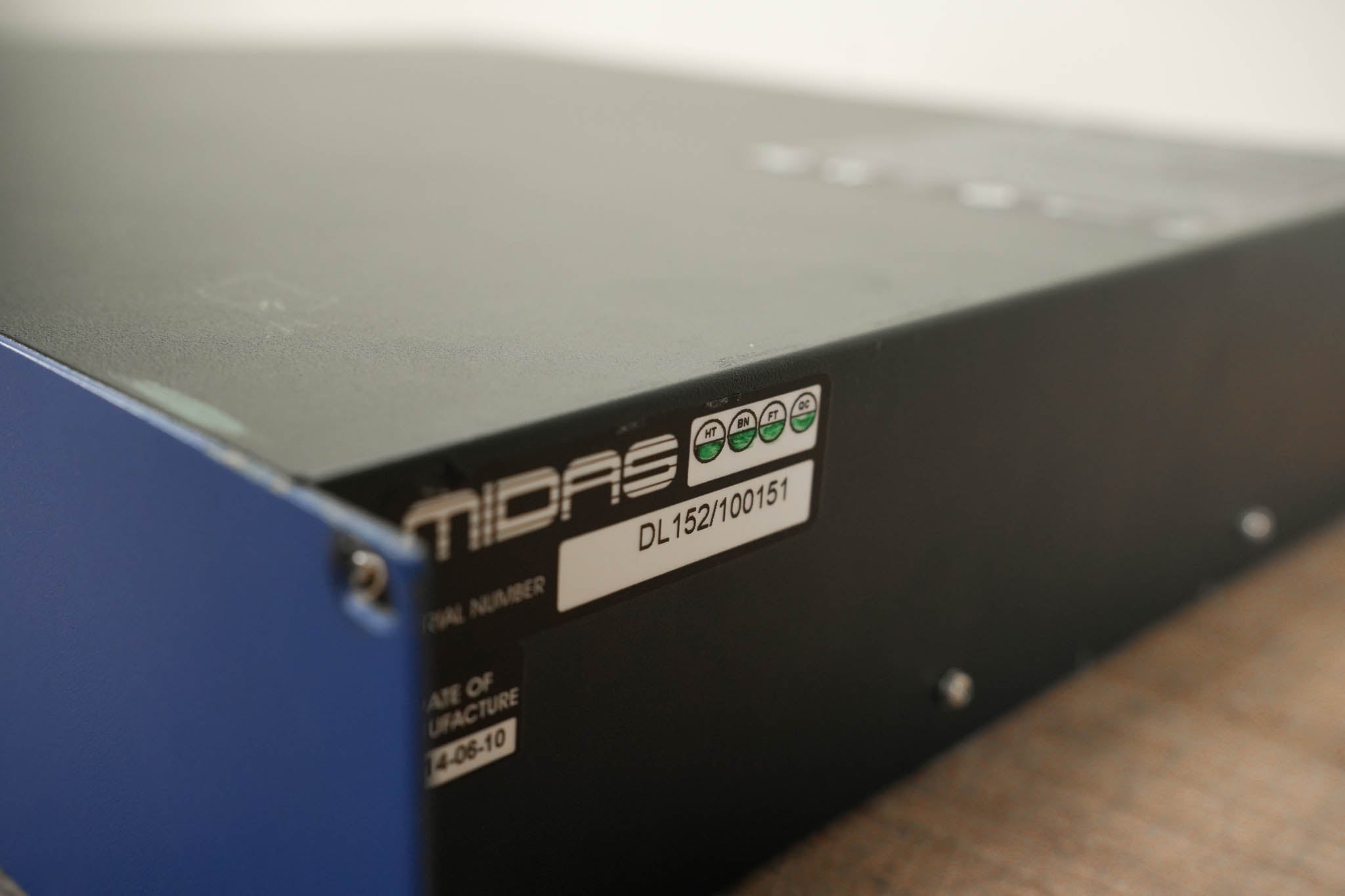 Midas DL152 PRO Series 24-Output Stage Box