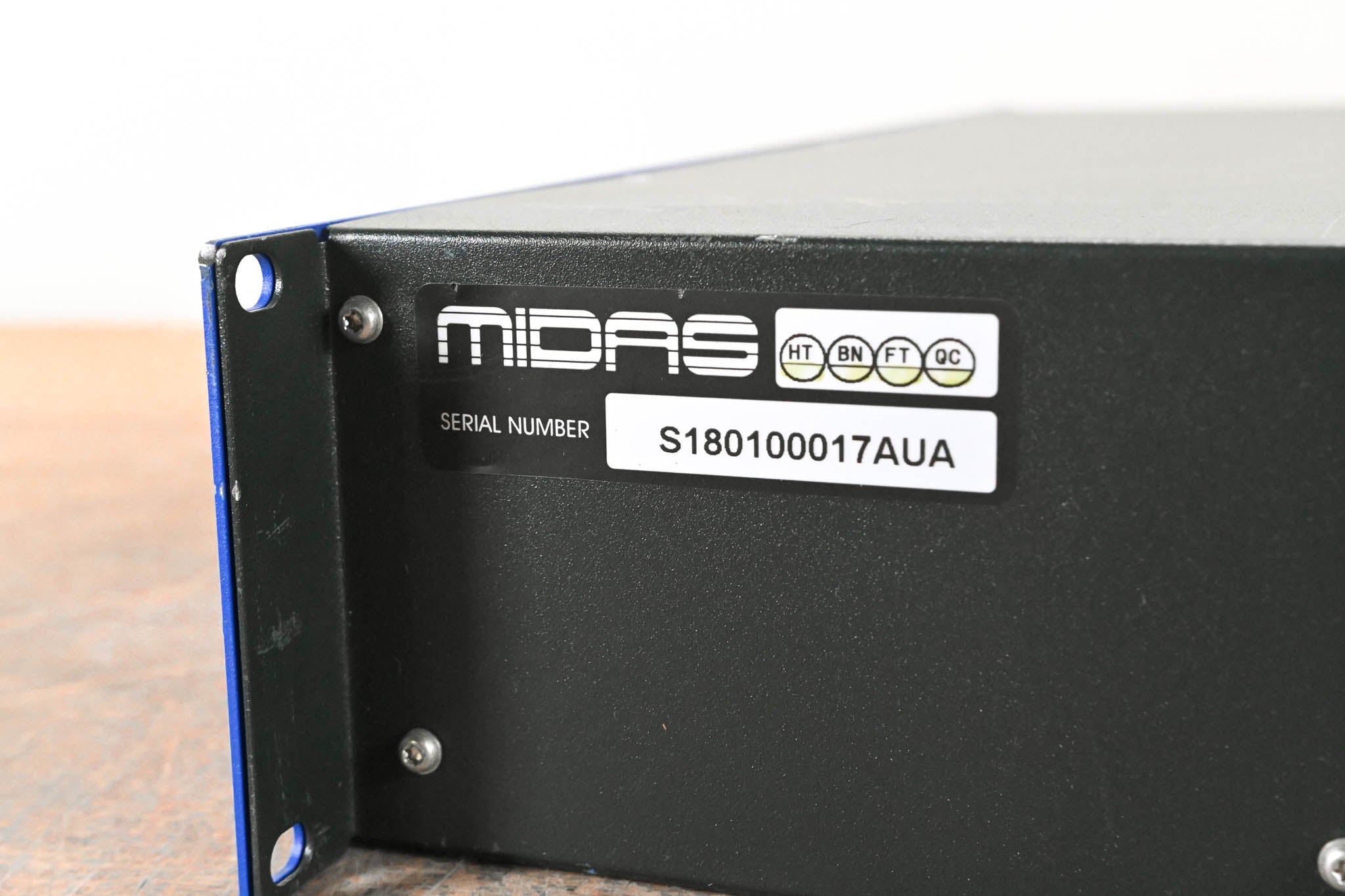 Midas DL152 PRO Series 24-Output Stage Box