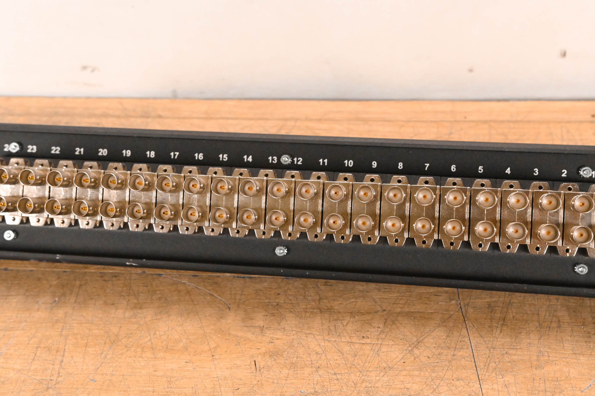 Bittree E-2WTHD/S 2x24 2RU Video Patchbay