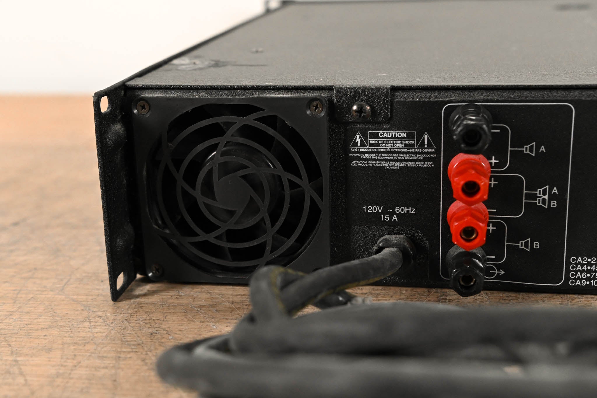 Crest Audio CA2 2-Channel Power Amplifier