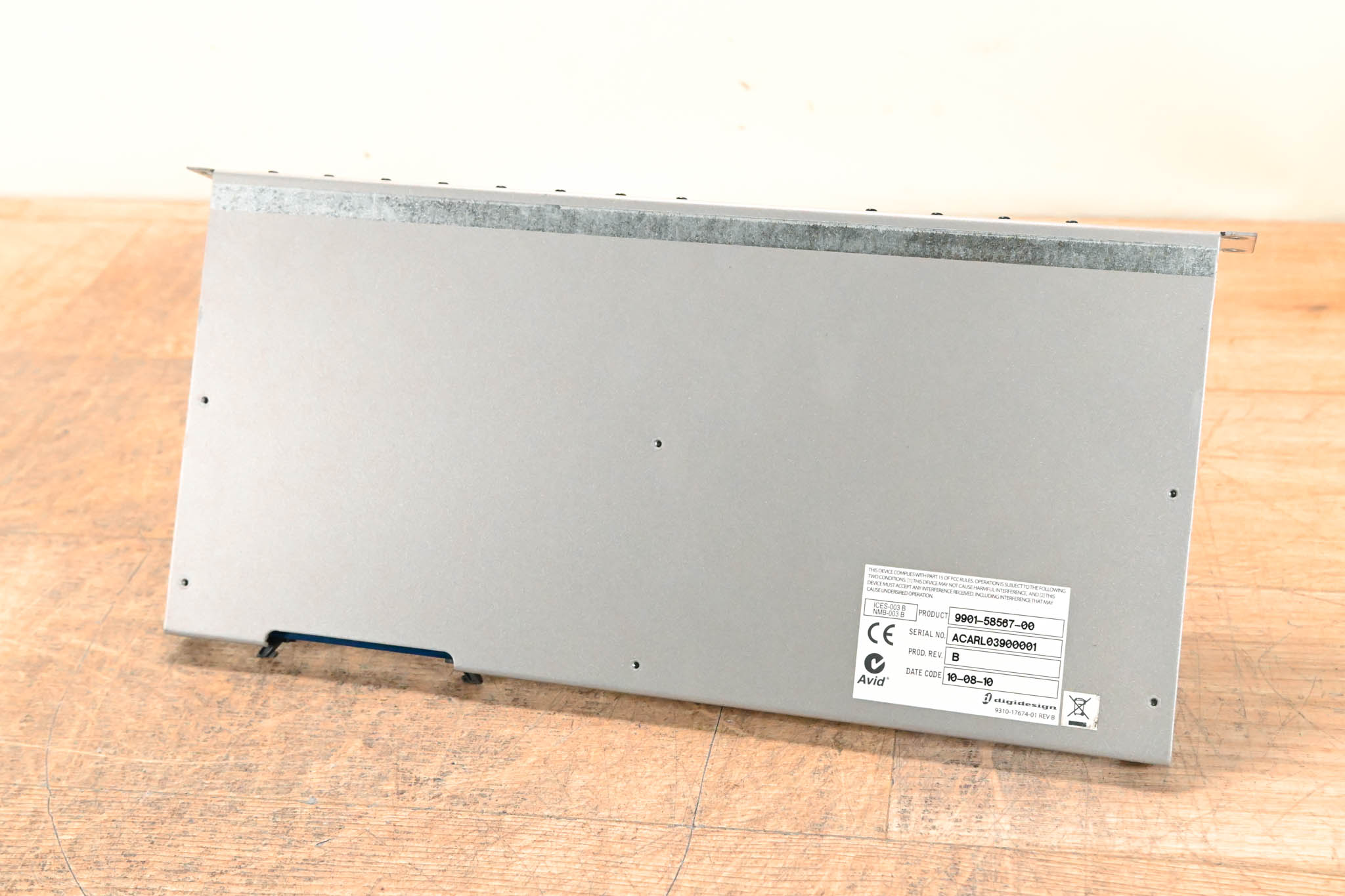 AVID XO16 Analog/Digital Output Card for VENUE Mix Rack and VENUE SC48