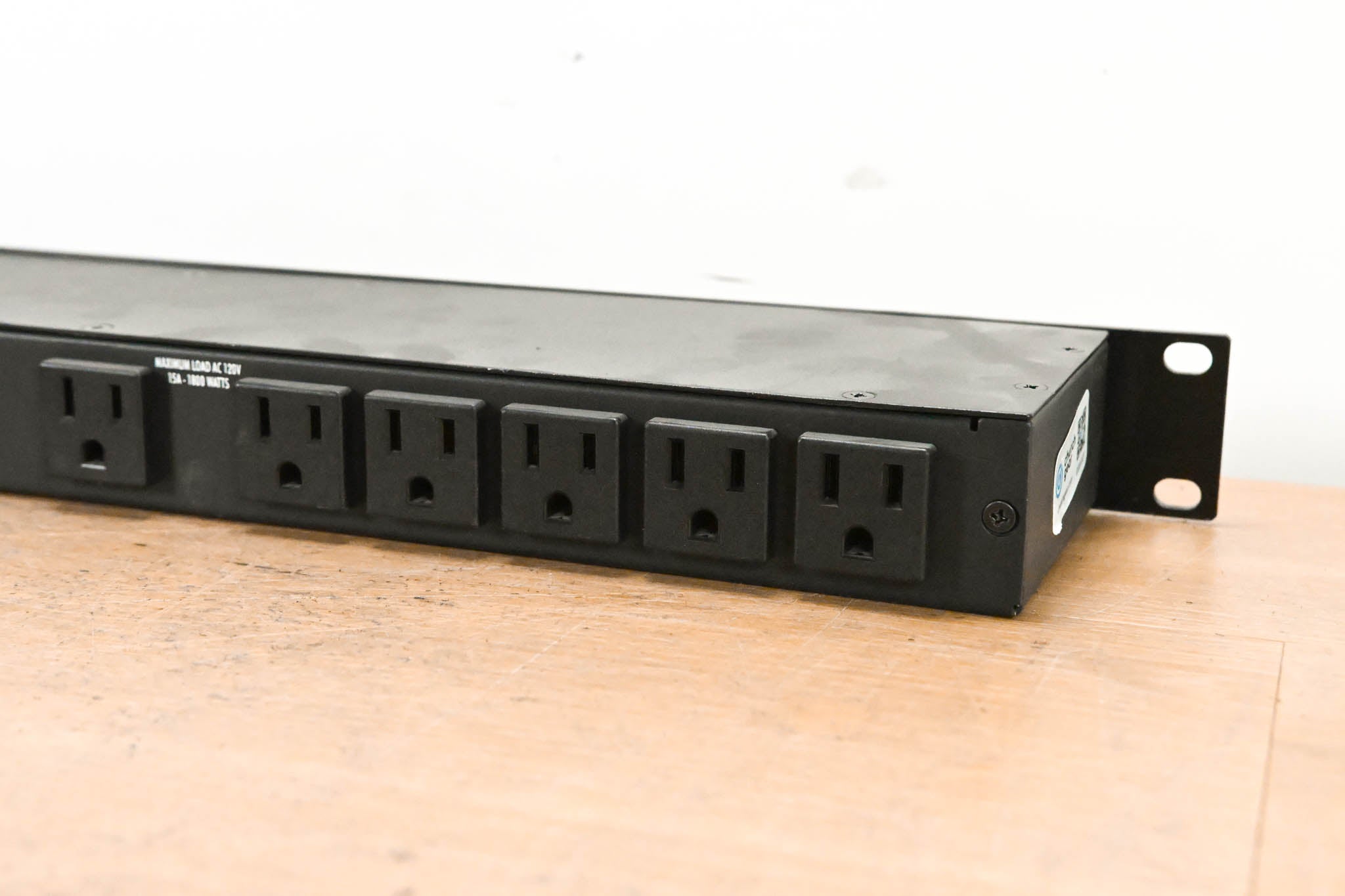 Furman M-8x2 8-Outlet Power Conditioner