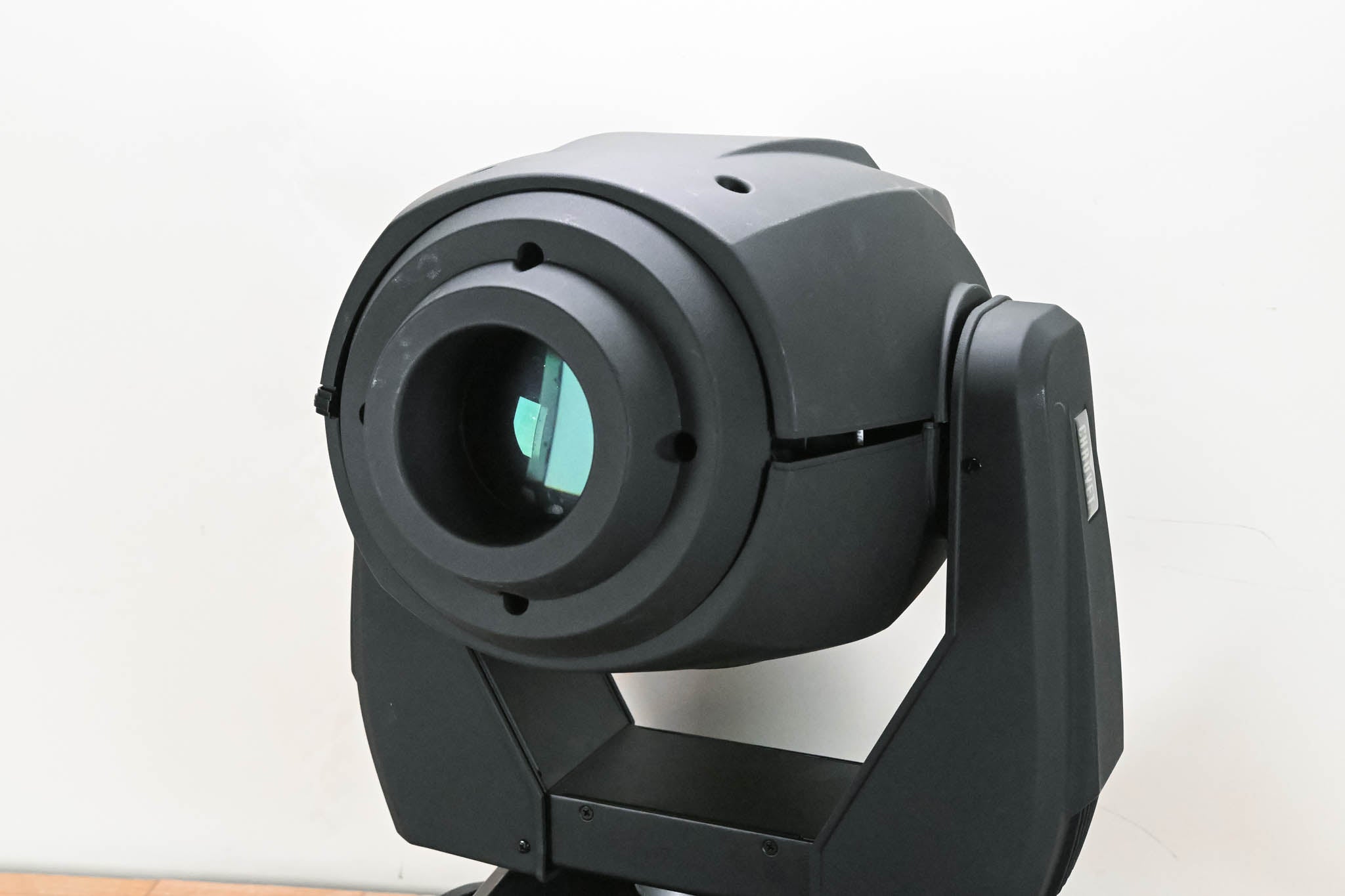 Chauvet Q-Spot 560-LED 3 x 60W LED Moving Yoke Fixture