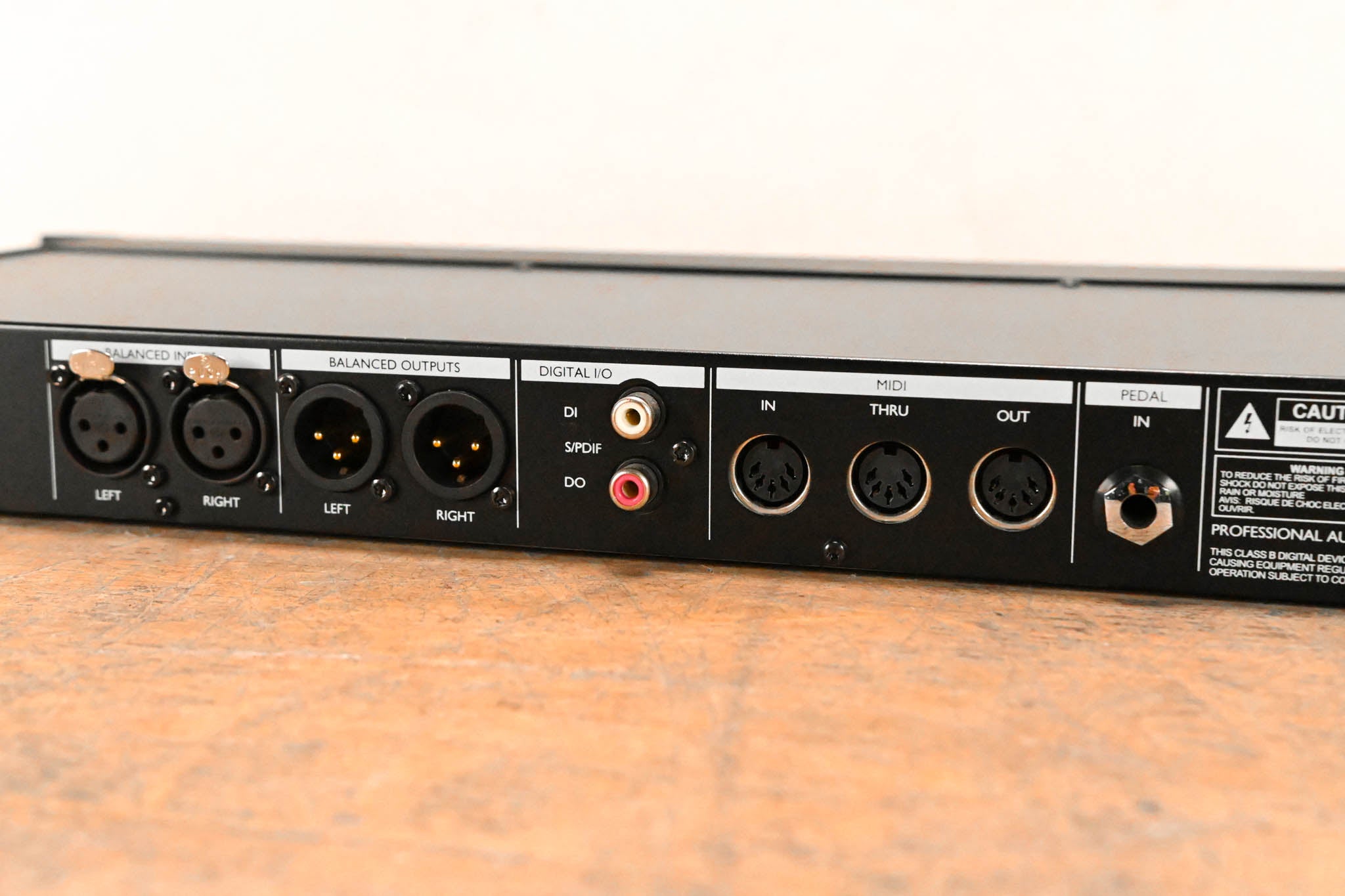 TC Electronic M-ONE XL Dual-Engine Effects Processor