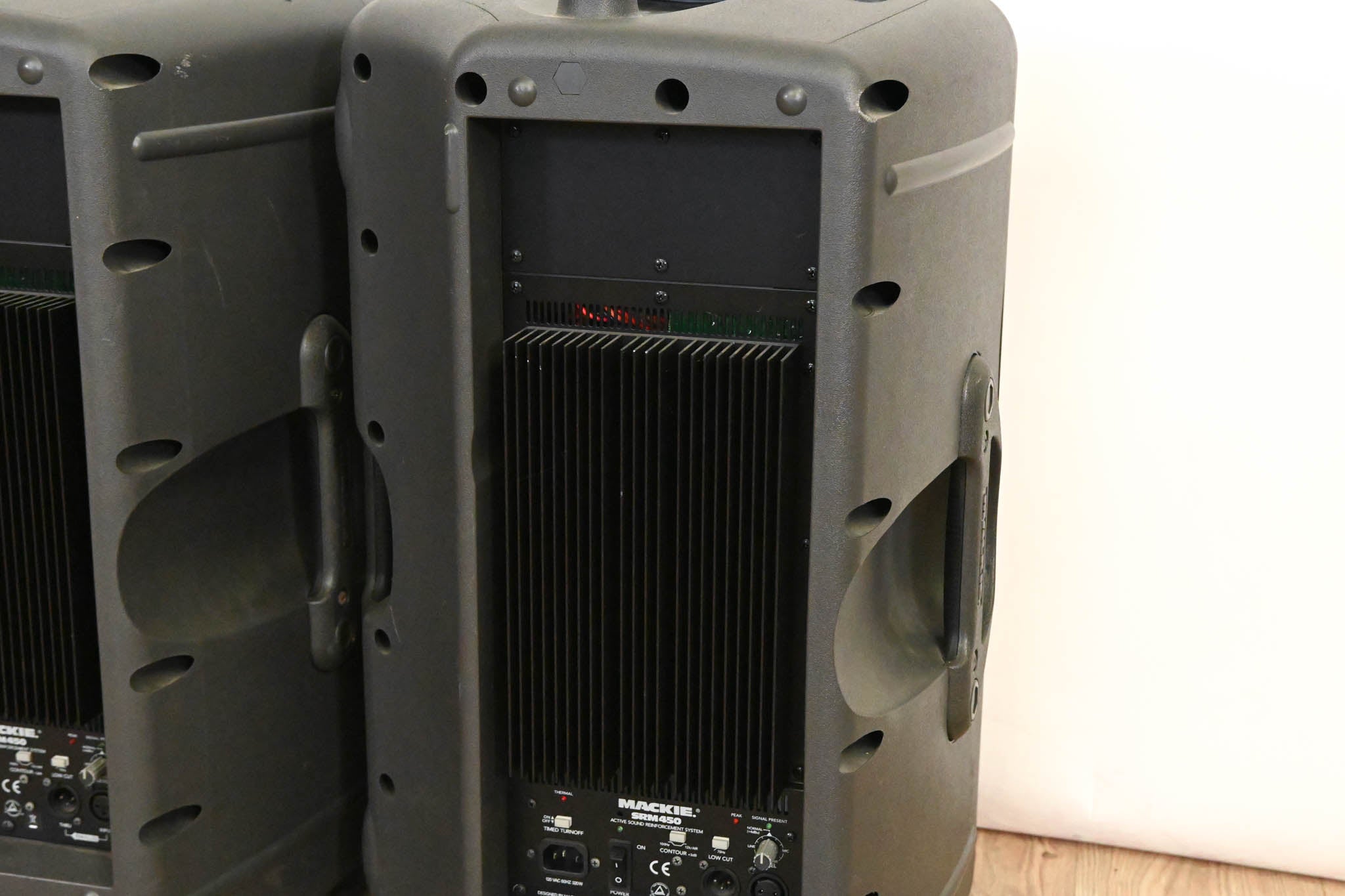 Mackie SRM450 1000W 2-Way 12-inch Powered Portable Loudspeaker (PAIR)