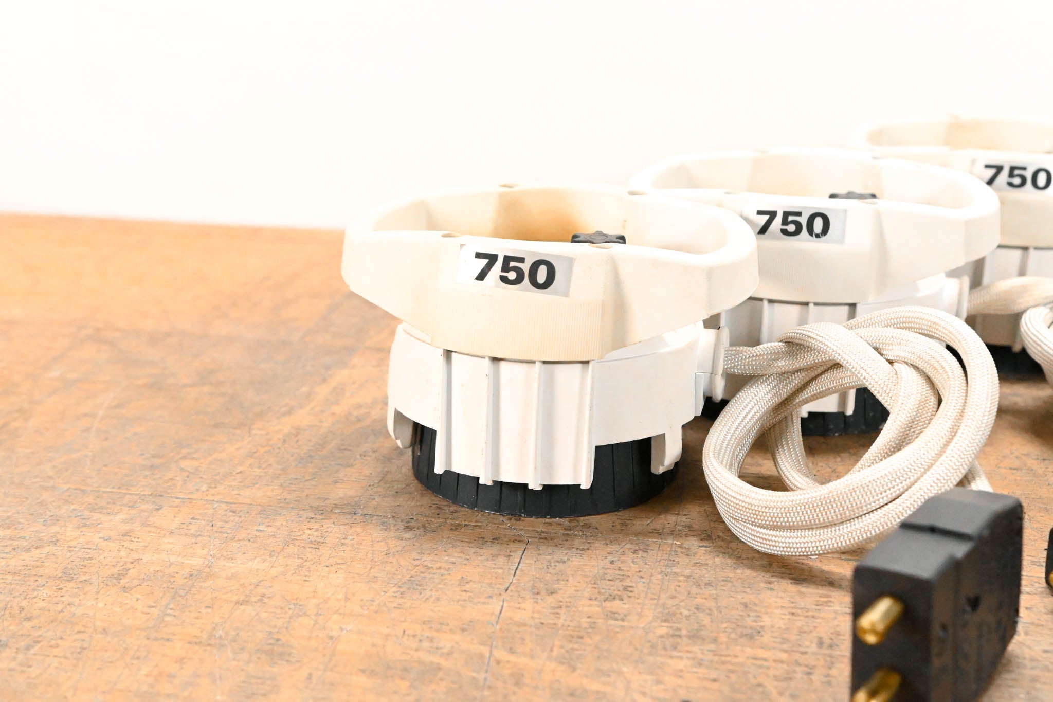 ETC 750W Lamp Burner Assembly for Source Four (Pack of 3)