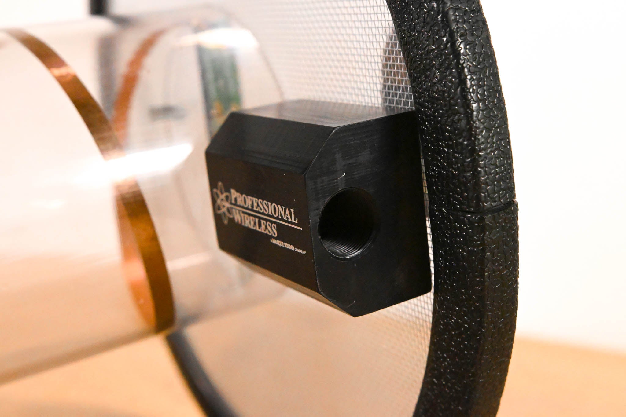 Professional Wireless HA-8241 Helical Antenna 944-952MHz