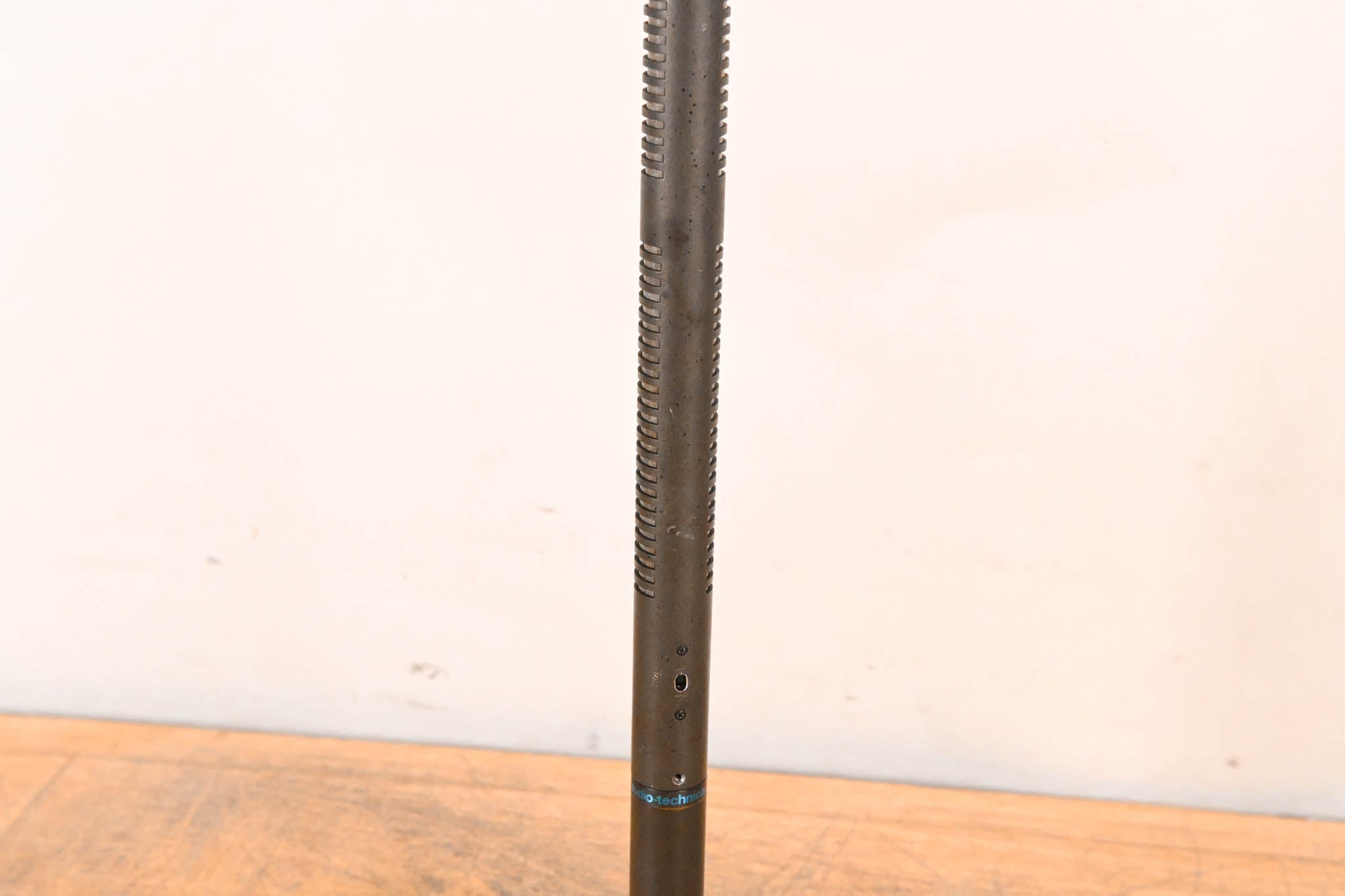 Audio-Technica AT835b Shotgun Condenser Microphone