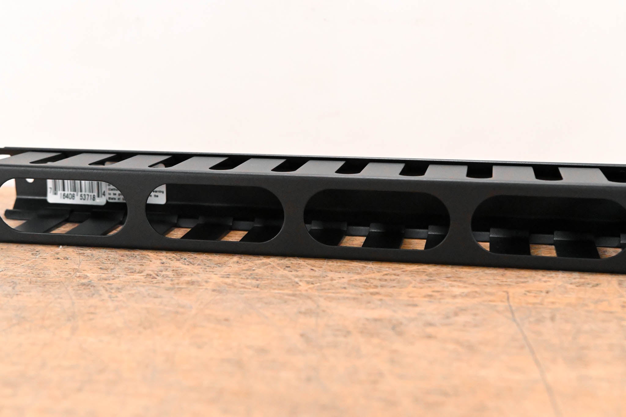 Gator Rackworks GRW-PNLCBLMNG1 1U Cable Management with Cap