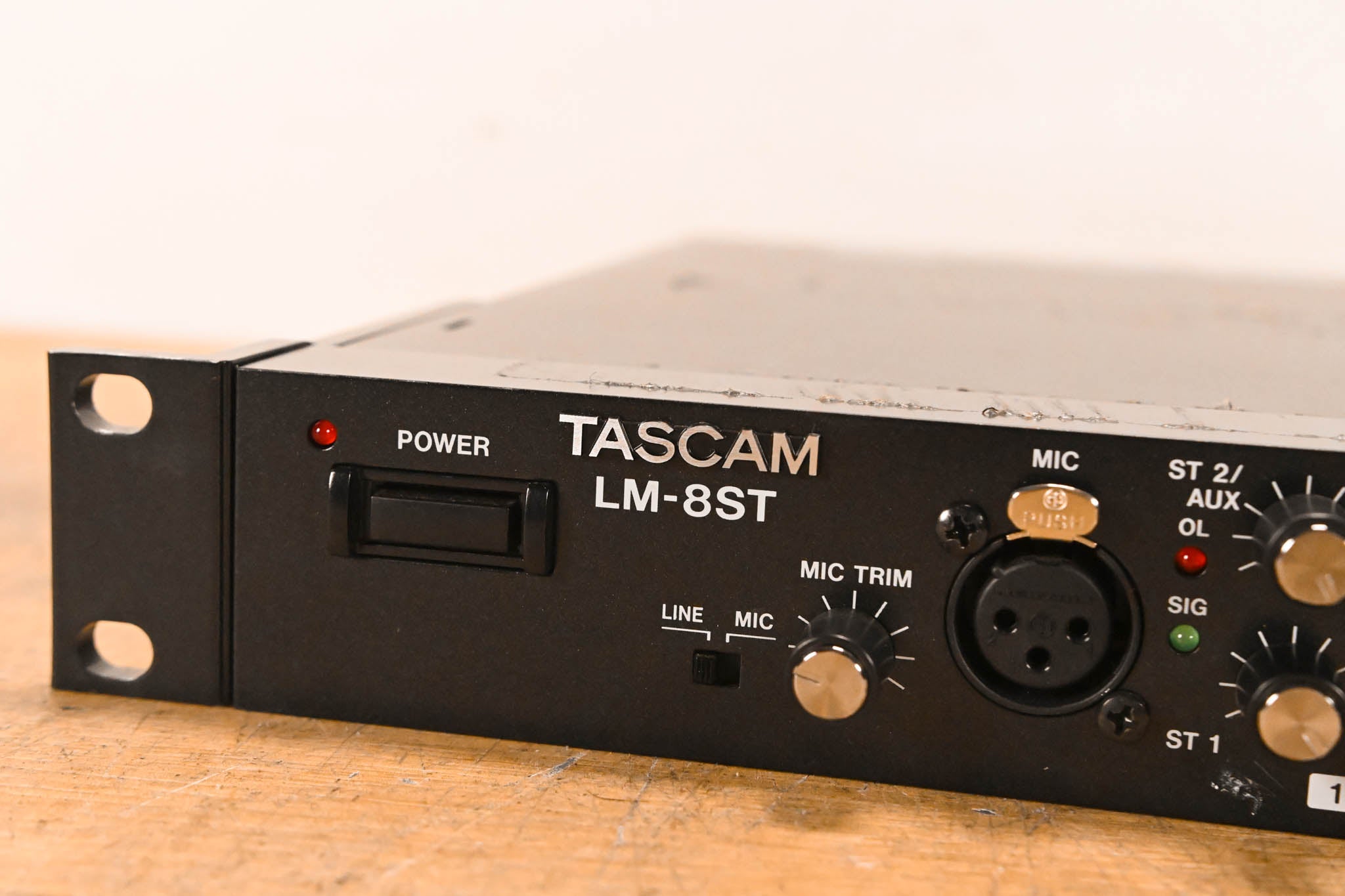 TASCAM LM-8ST Rackmount Line Mixer