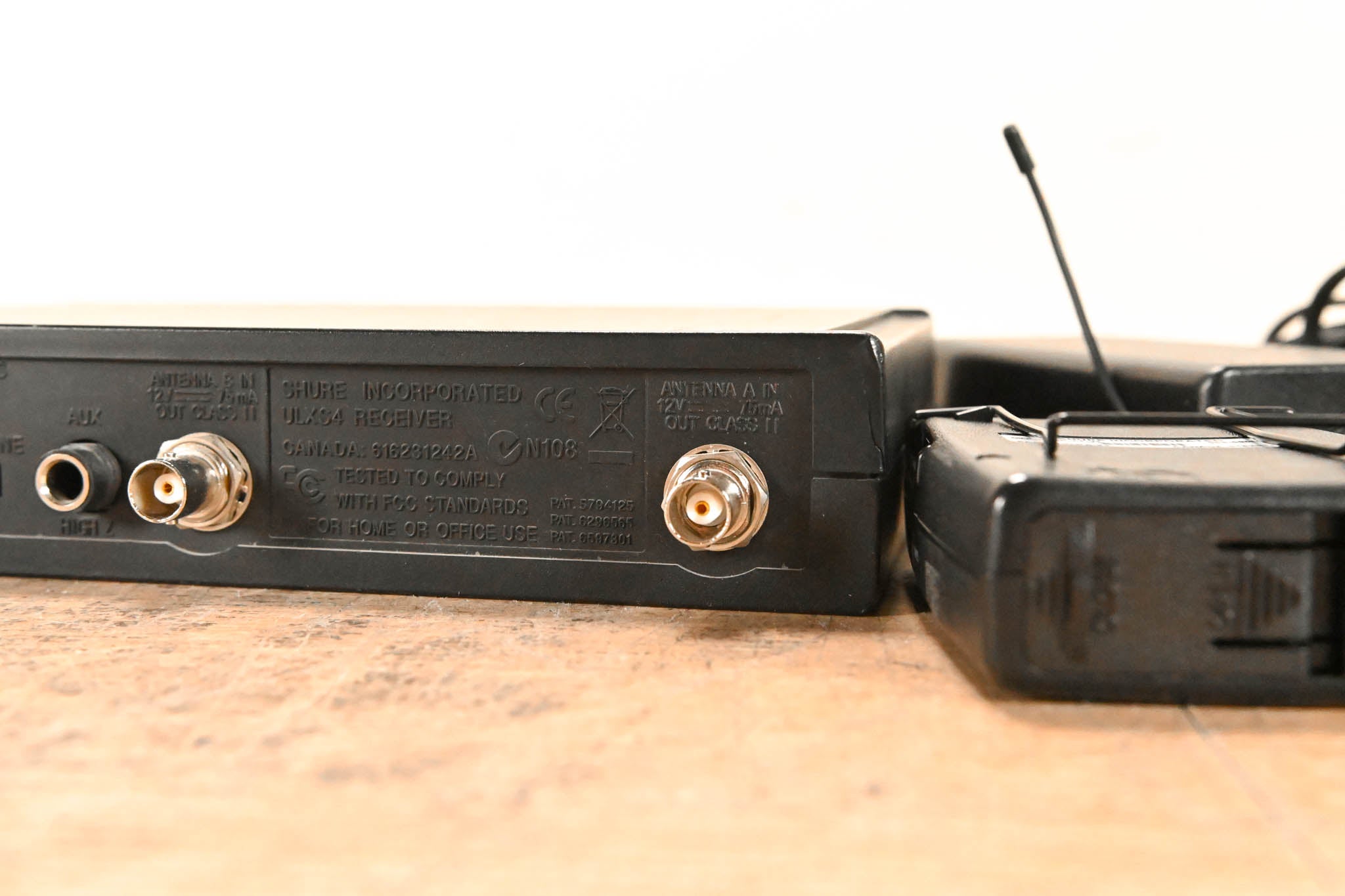 Shure ULXS14 Bodypack Wireless System - J1 Band: 554-590 MHz