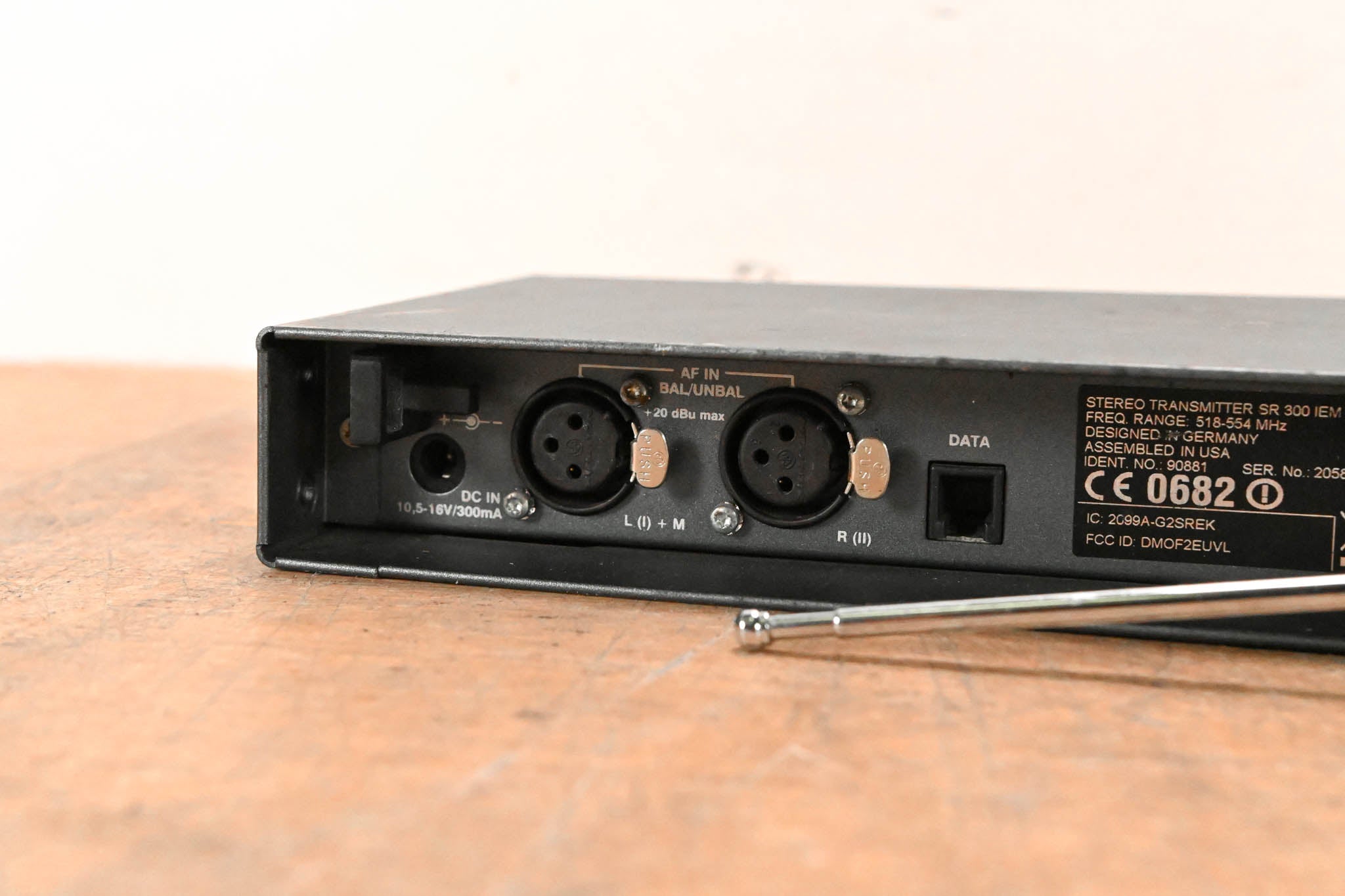 Sennheiser SR 300 IEM G2 Wireless Transmitter - A Range NO POWER SUPPLY