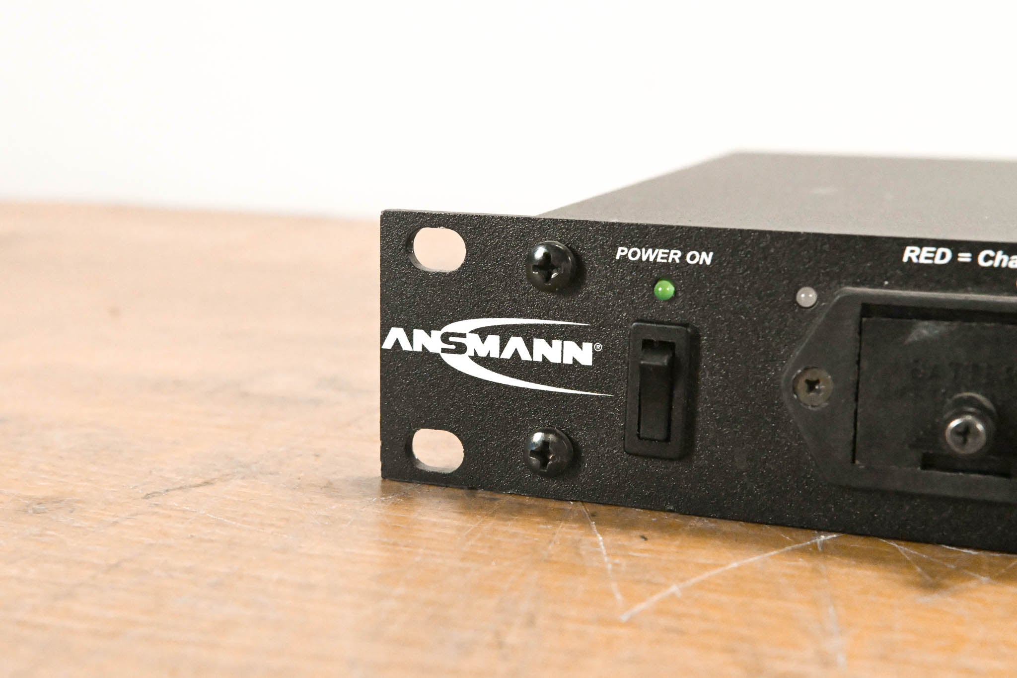 Ansmann Professional 8 - 9V Rack Mount Battery Charger