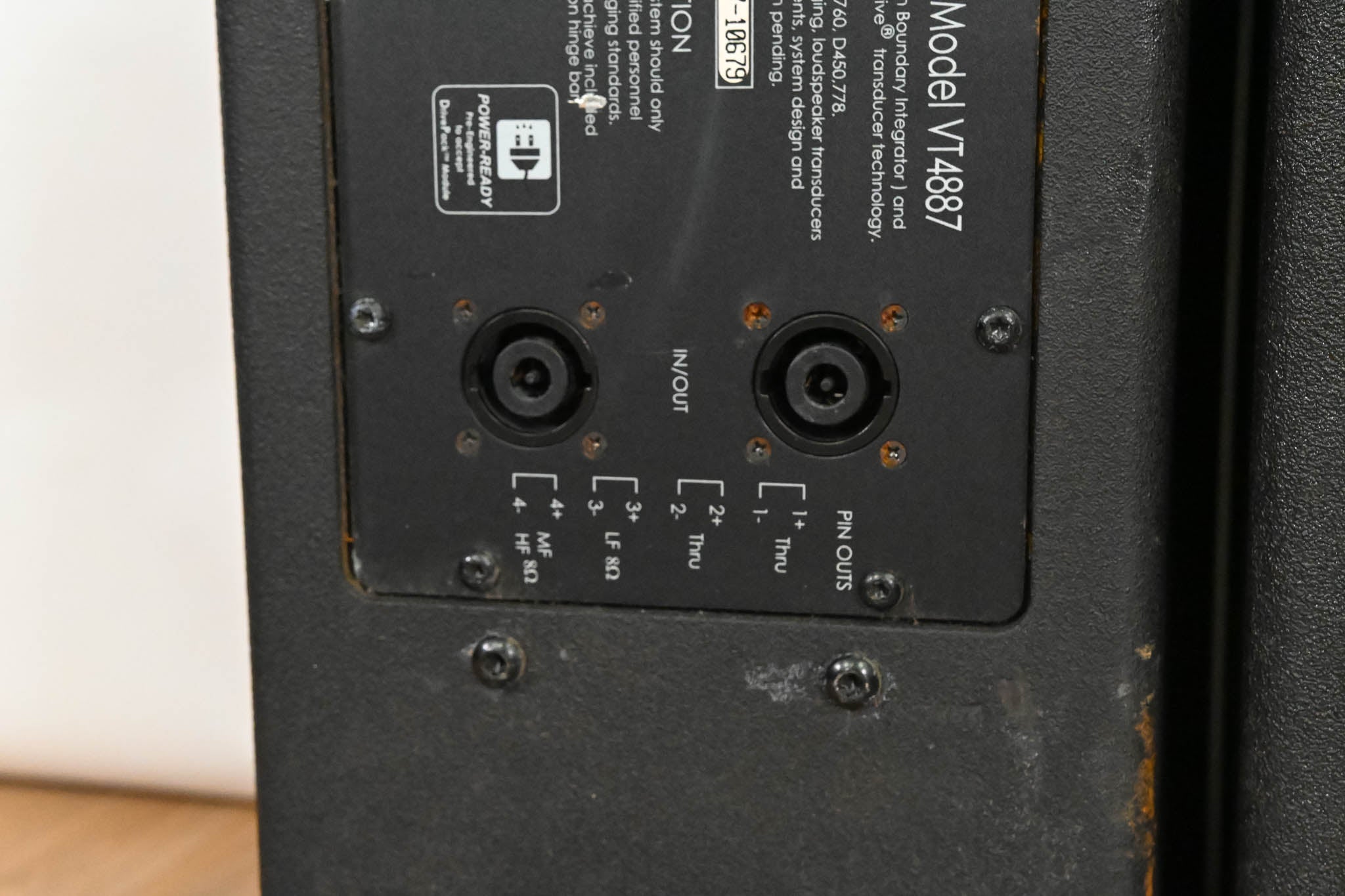 JBL VT4887 Compact Bi-Amplified 3-Way Line Array Element (PAIR)