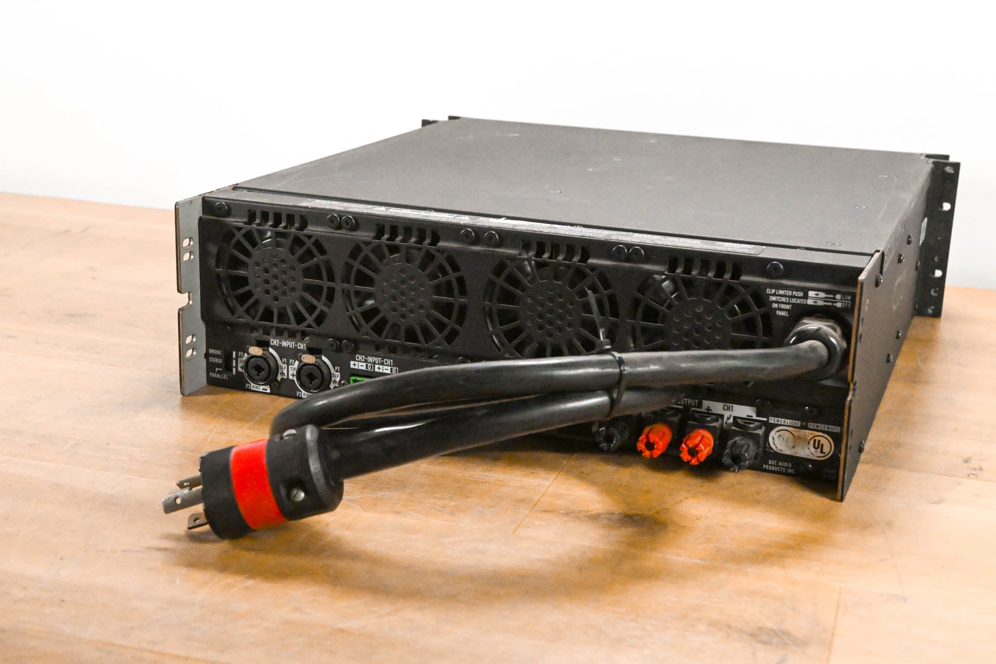 QSC PowerLight 6.0 PFC Power Factor Corrected 2-Channel Power Amplifier