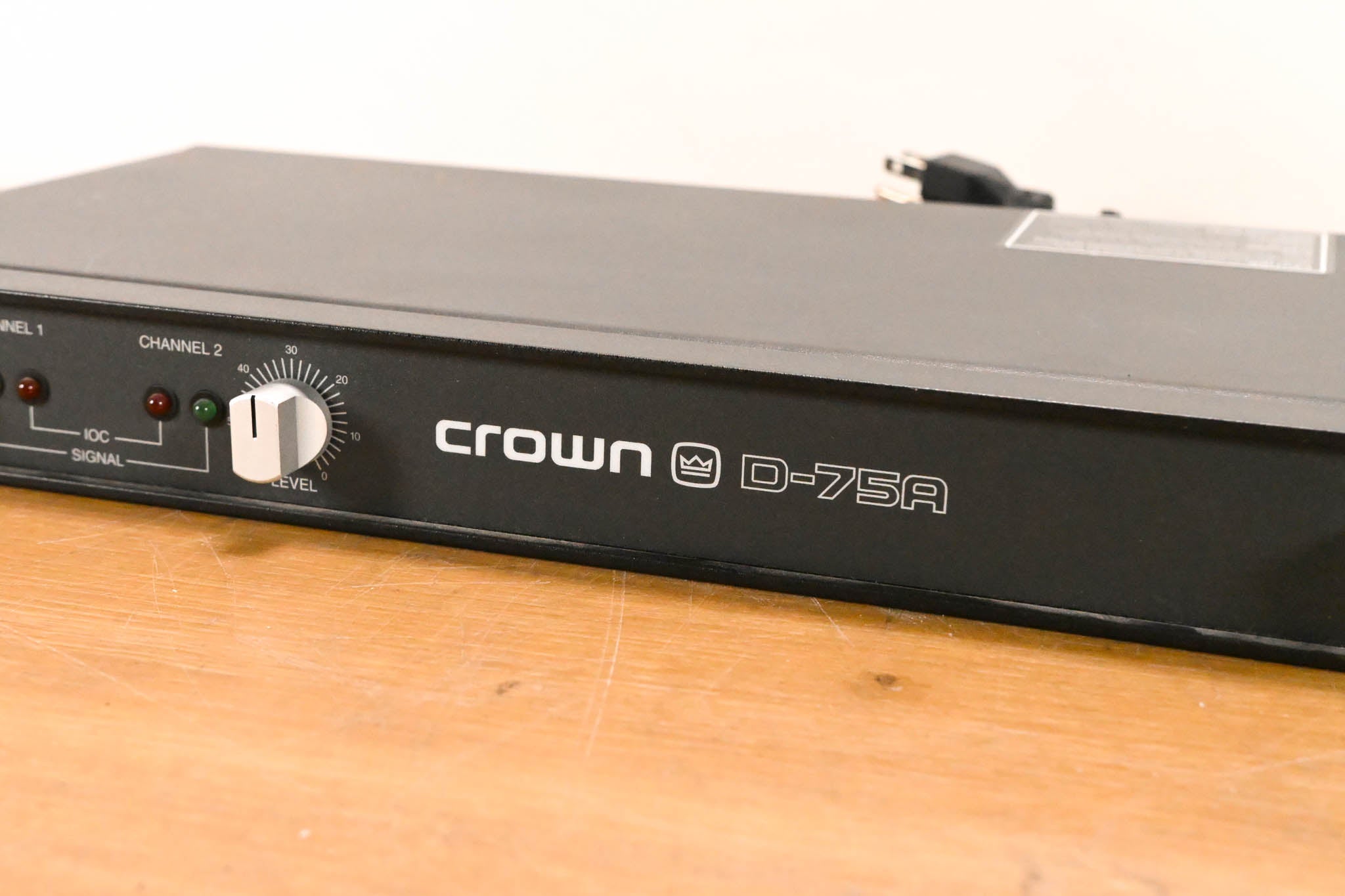 Crown D-75A 2-Channel Power Amplifier