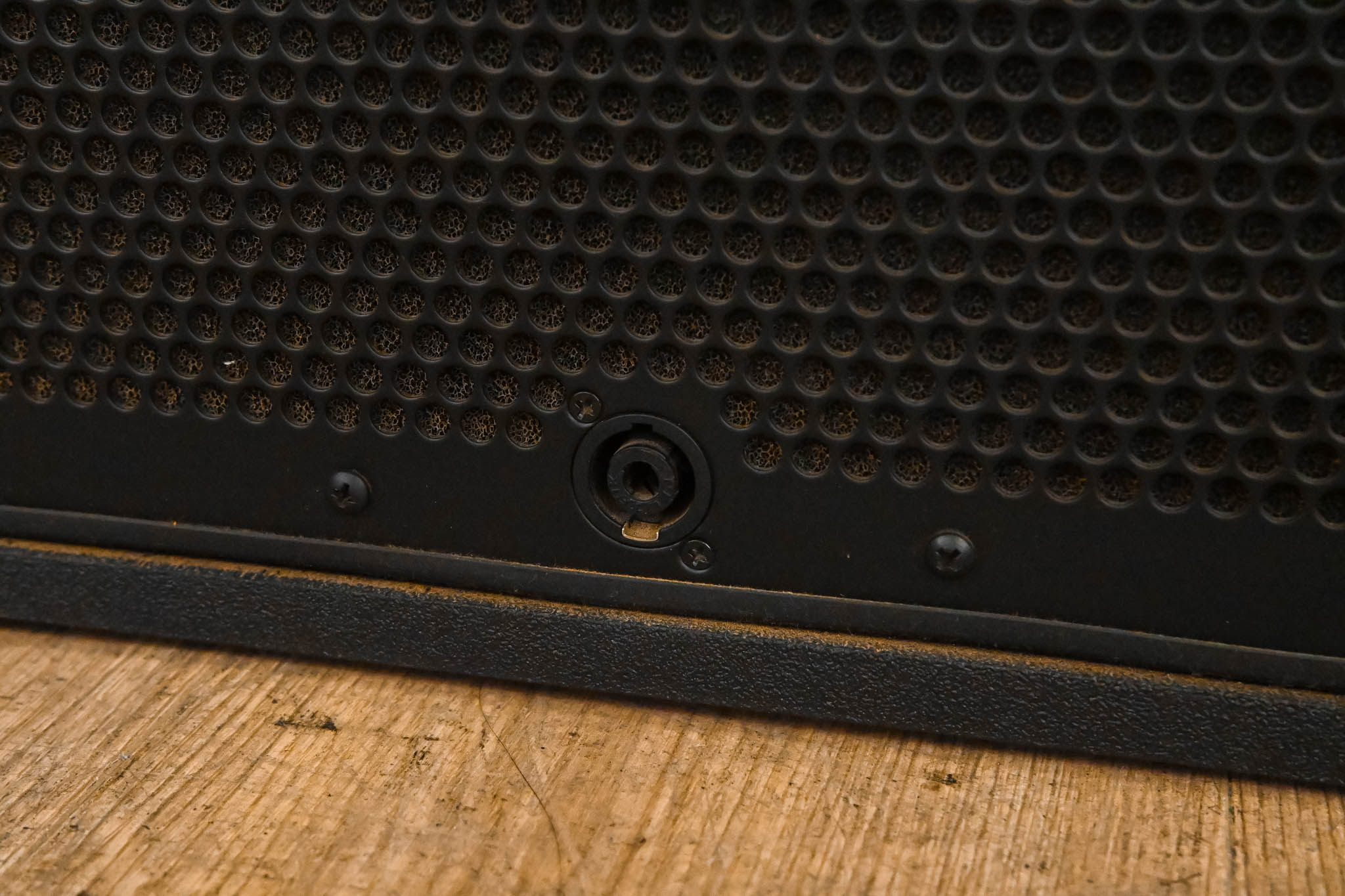 JBL VT4883 Subcompact Dual 12" Cardioid-Arrayable Subwoofer