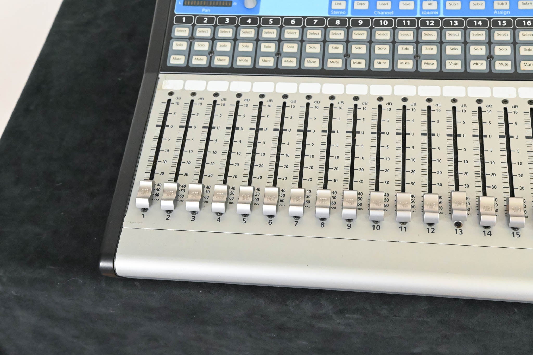 PreSonus StudioLive 32.4.2AI 32-Channel Digital Mixer