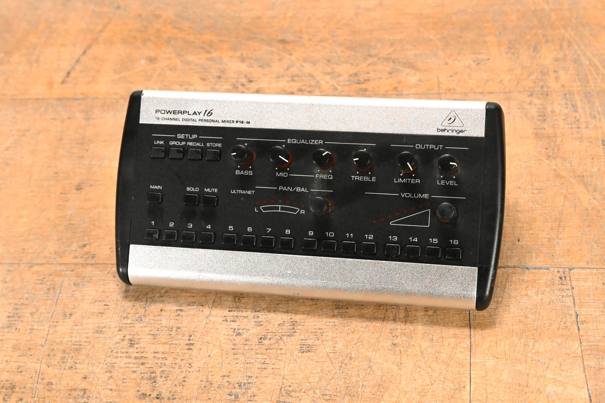 Behringer Powerplay P16-M 16-Channel Digital Personal Mixer