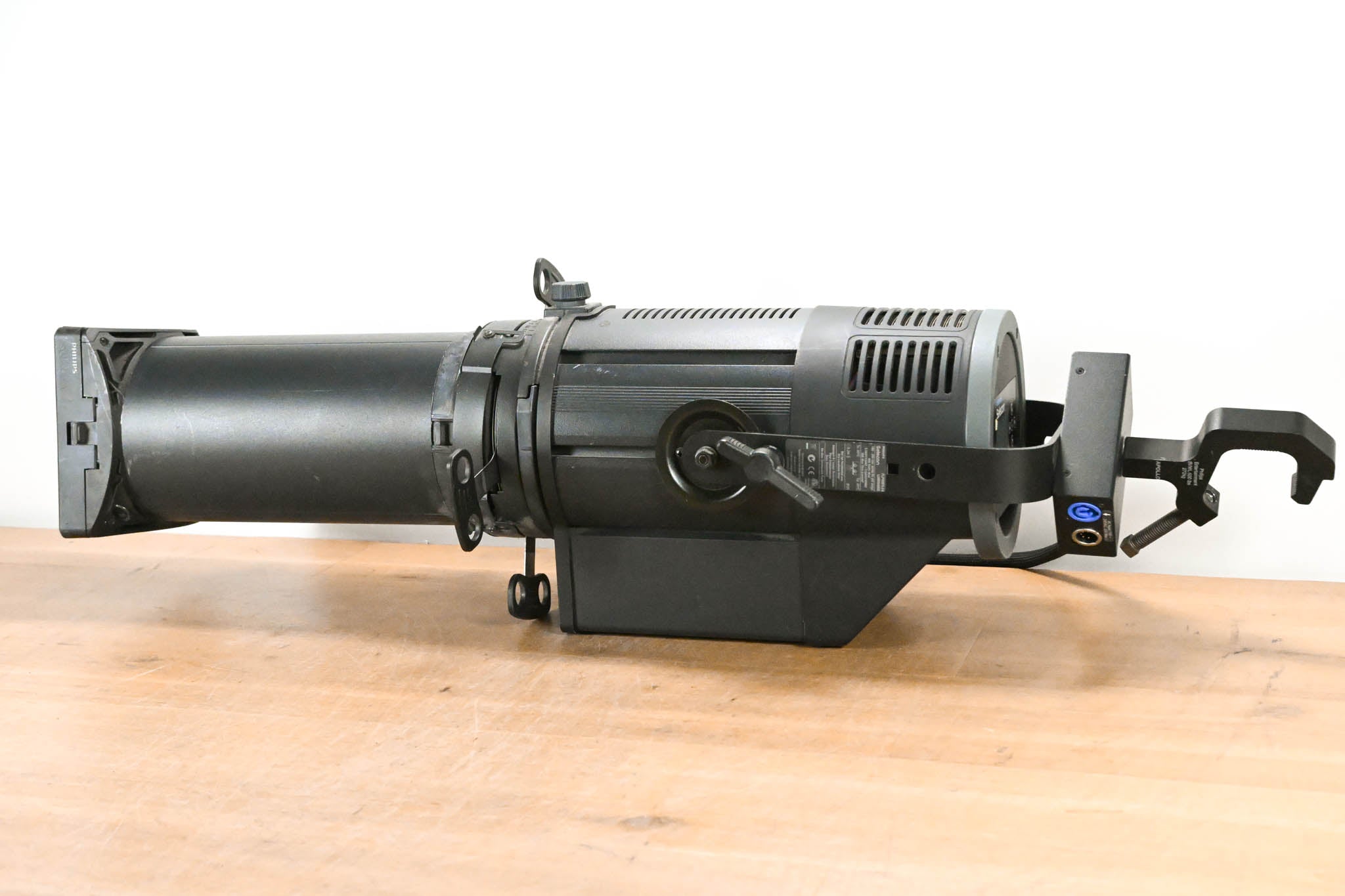 Philips Selecon PLPROFILE4 LED Luminaire w/ SPX 15-35 Degree Zoom Tube