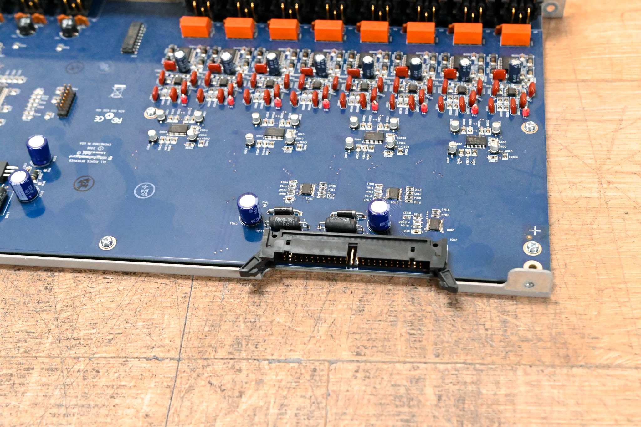 AVID X0 16 オーディオカード AVID X0 16 オーディオカード AVID XO16 Analog/Digital Output