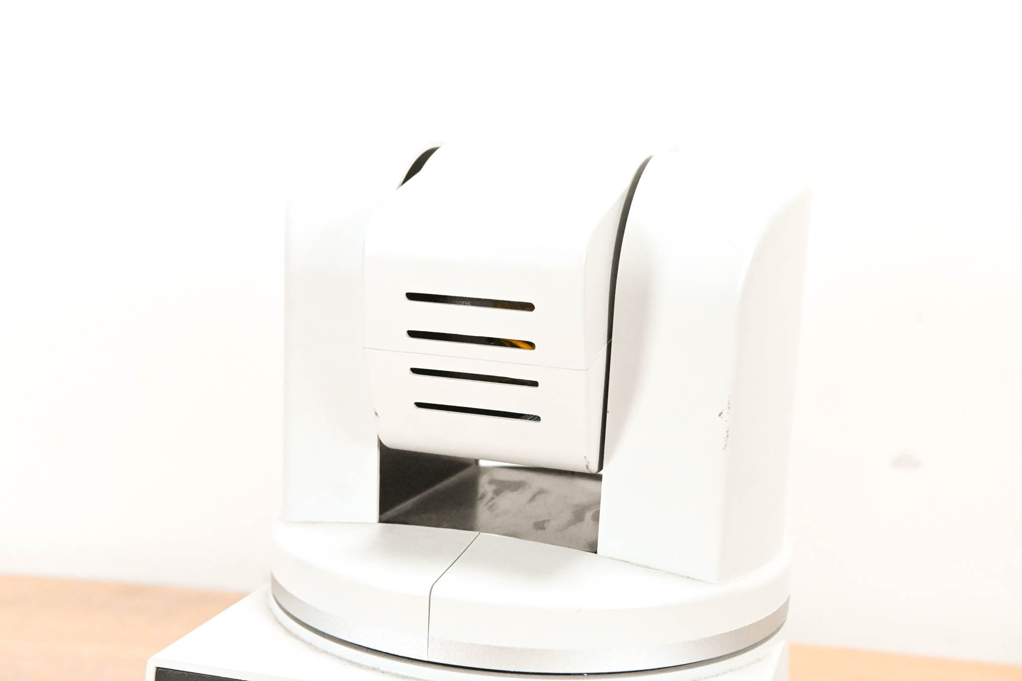 Vaddio PowerVIEW HD-22 HD Integrated Robotic PTZ Camera NO POWER SUPPLY